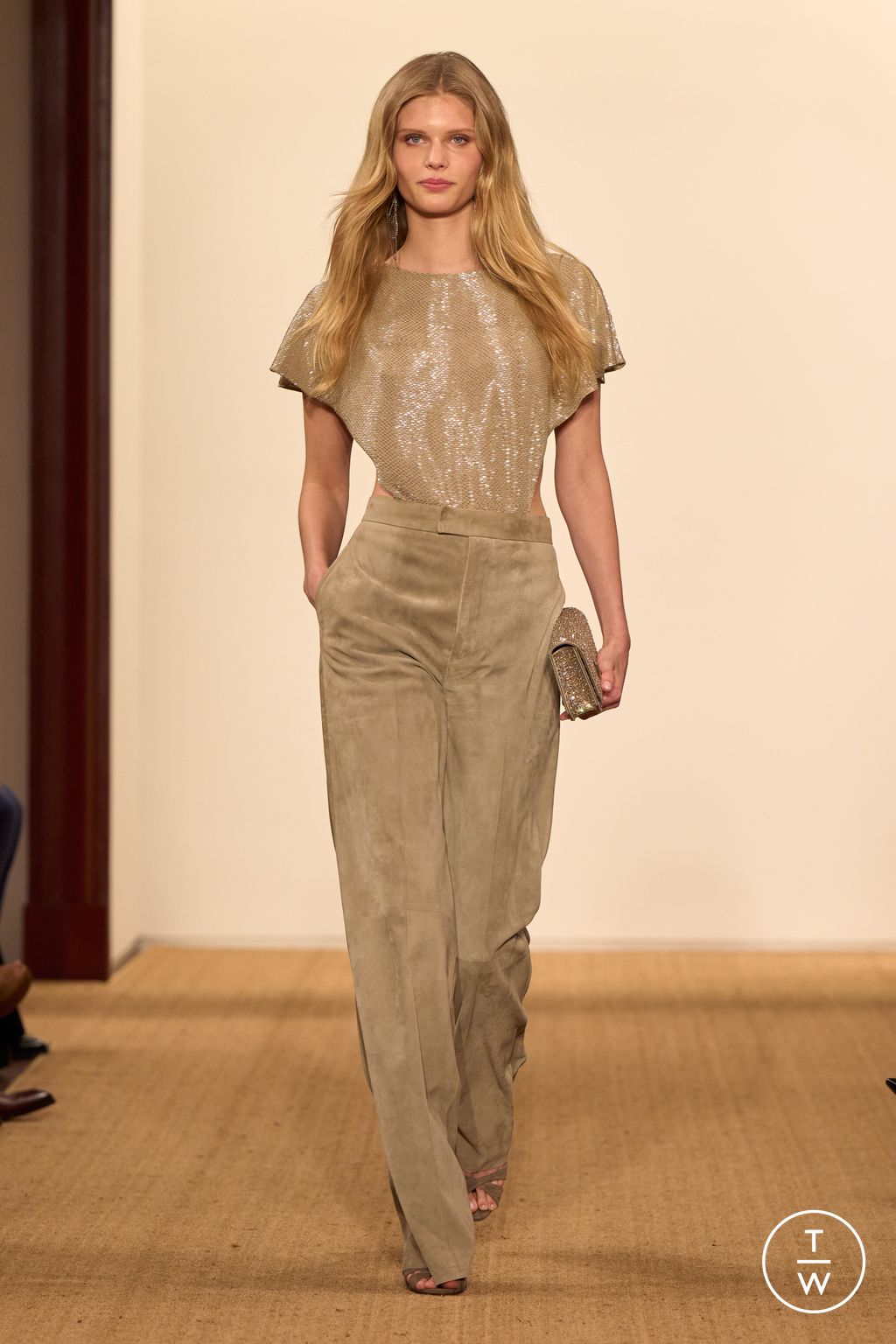 Fashion Week New York Fall/Winter 2024 look 4 from the Ralph Lauren collection womenswear