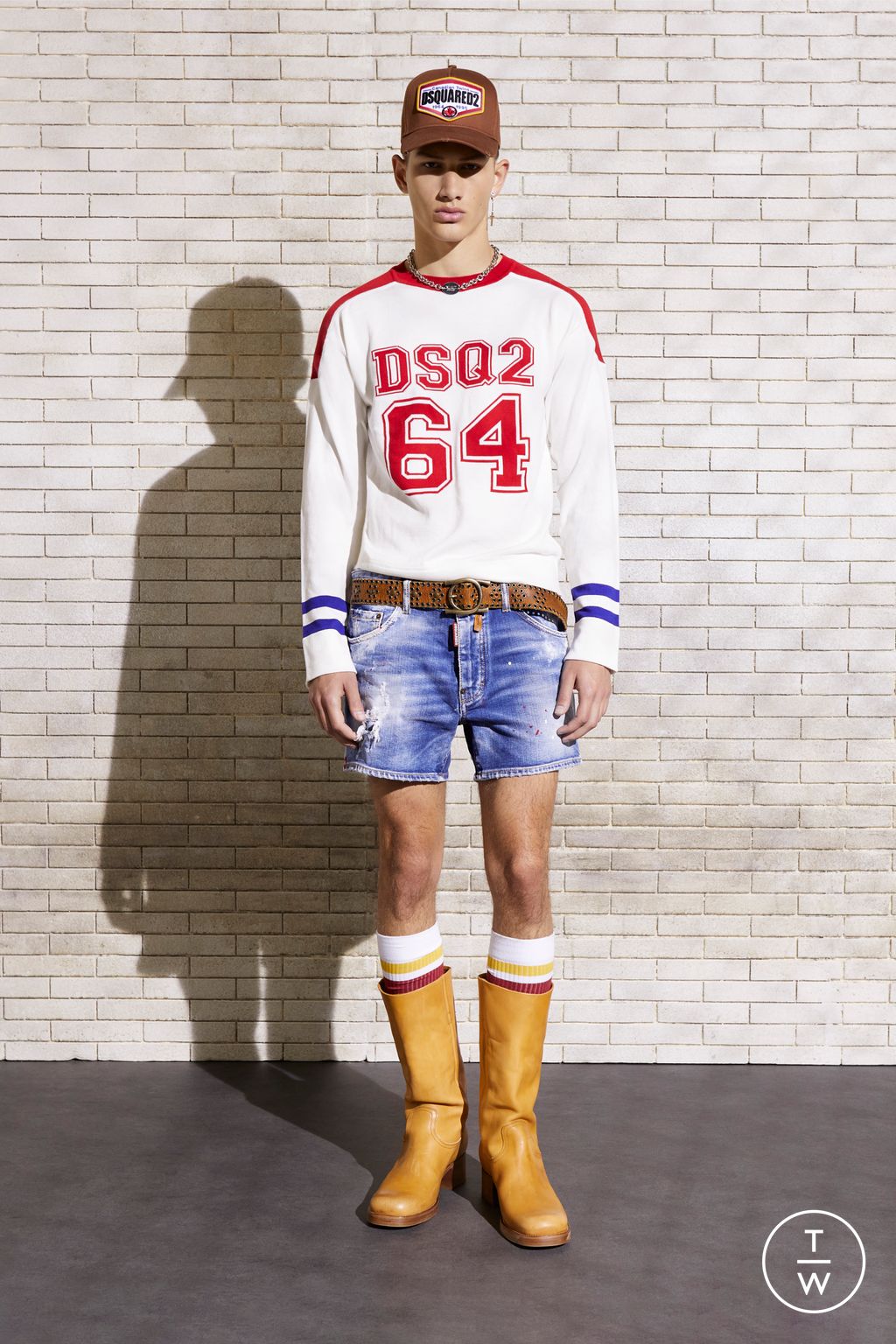 Fashion Week Milan Resort 2024 look 4 from the Dsquared2 collection menswear