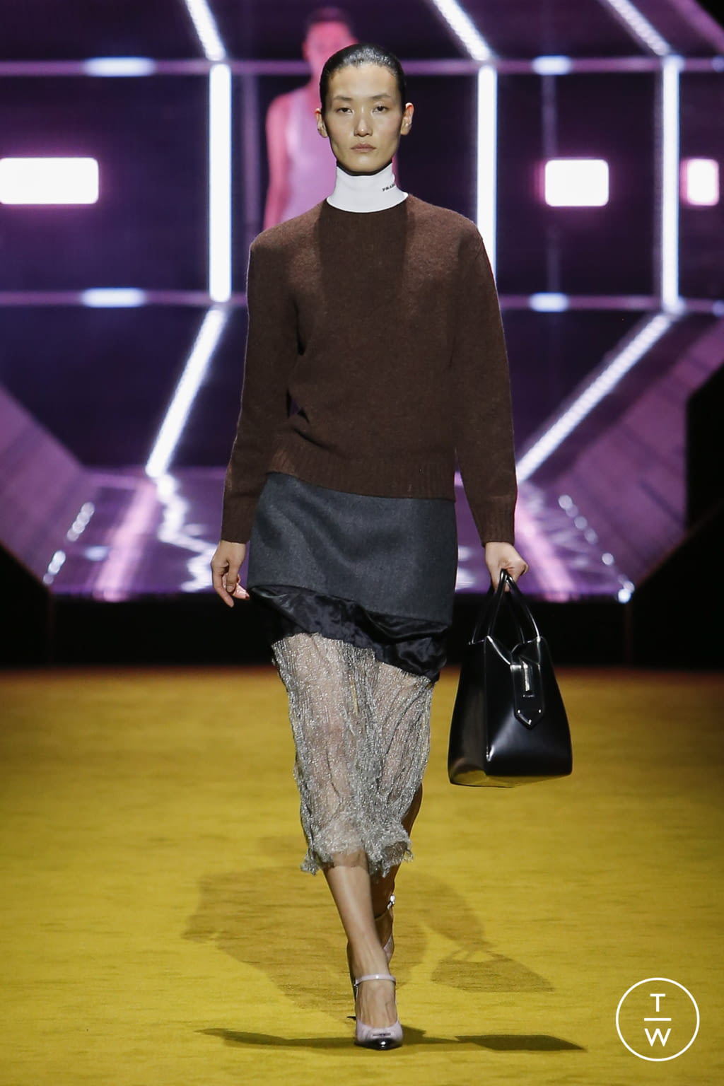 Fashion Week Milan Fall/Winter 2022 look 4 from the Prada collection 女装