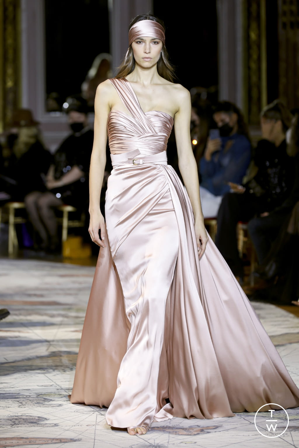 Fashion Week Paris Spring/Summer 2022 look 40 from the Zuhair Murad collection couture