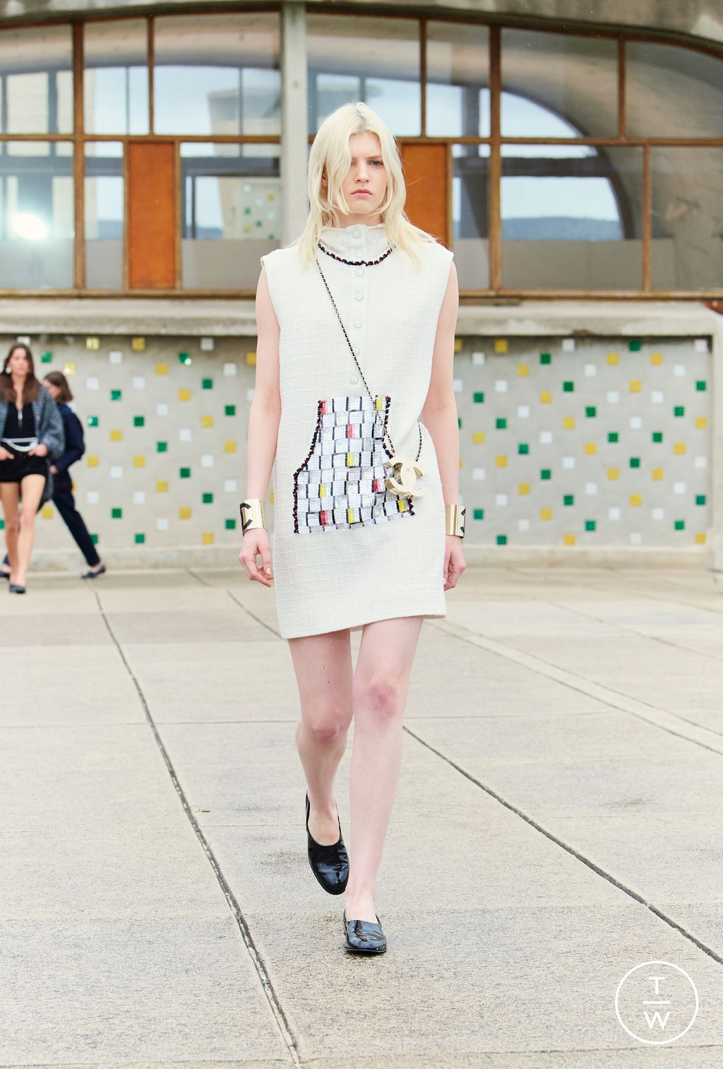 Fashion Week Paris Resort 2025 look 40 from the Chanel collection womenswear