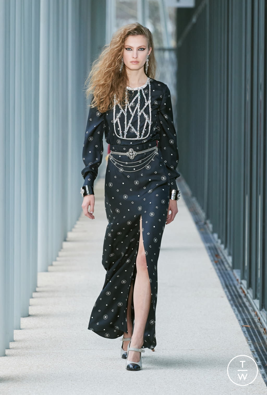 Fashion Week Paris Pre-Fall 2022 look 40 from the Chanel collection 女装