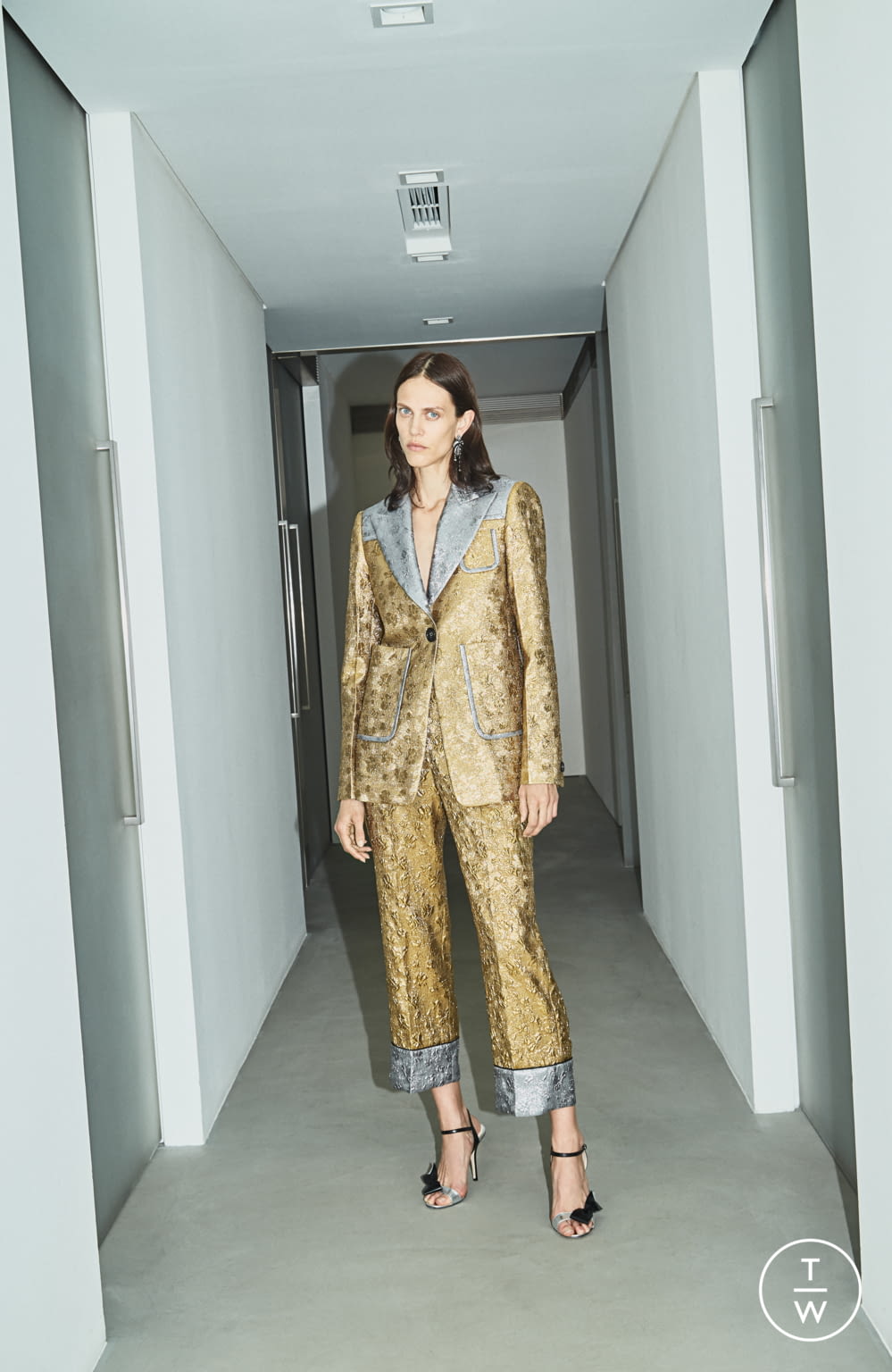 Fashion Week Milan Resort 2019 look 40 from the N°21 collection womenswear