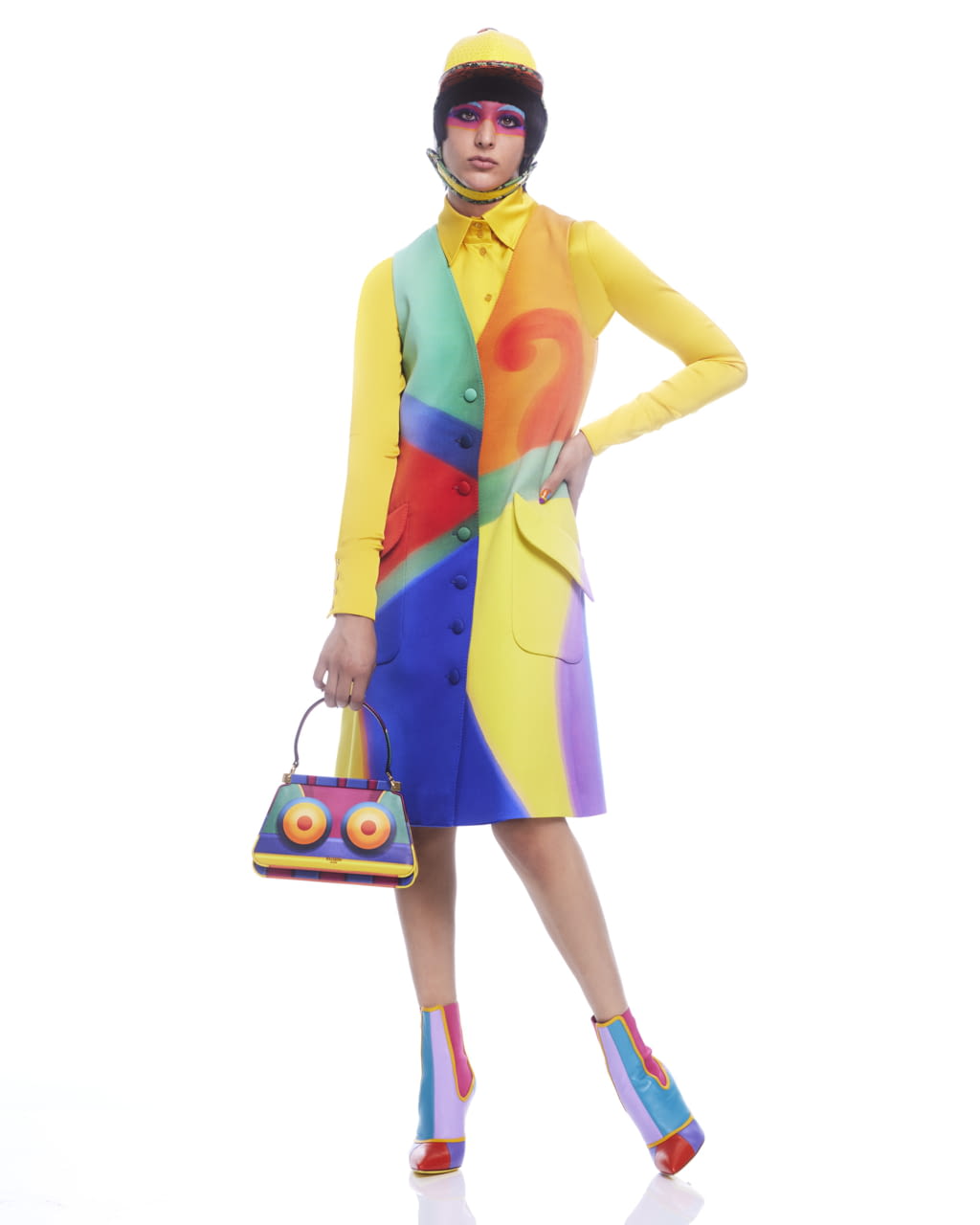 Fashion Week New York Pre-Fall 2022 look 40 de la collection Moschino womenswear