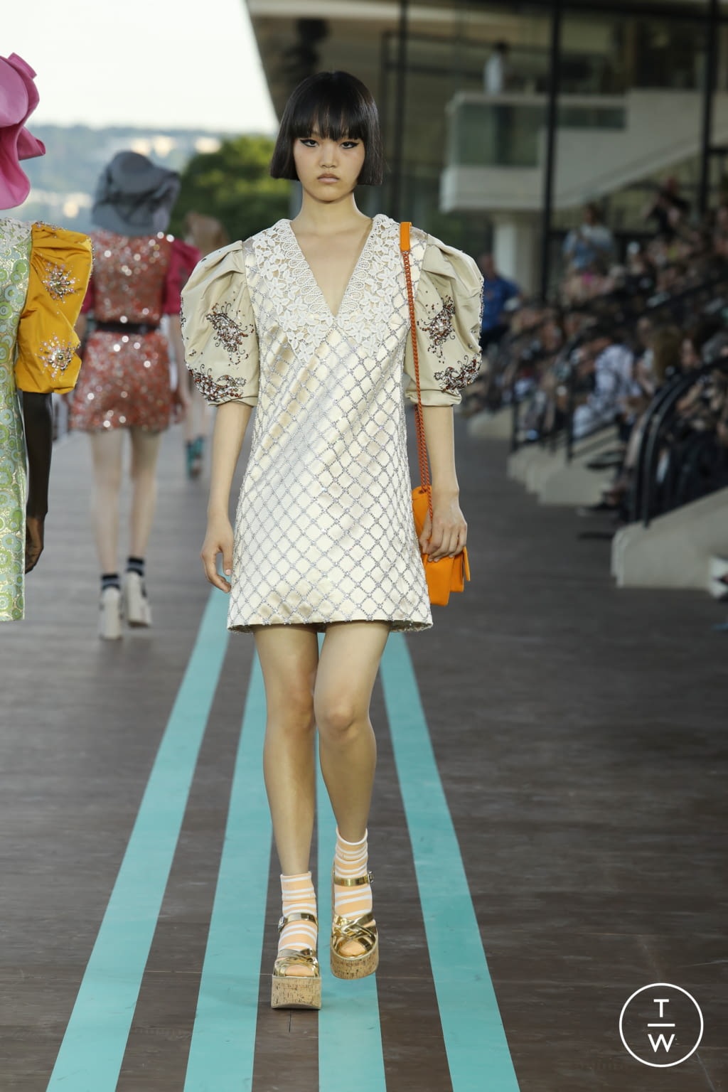 Fashion Week Paris Resort 2020 look 40 from the Miu Miu collection 女装