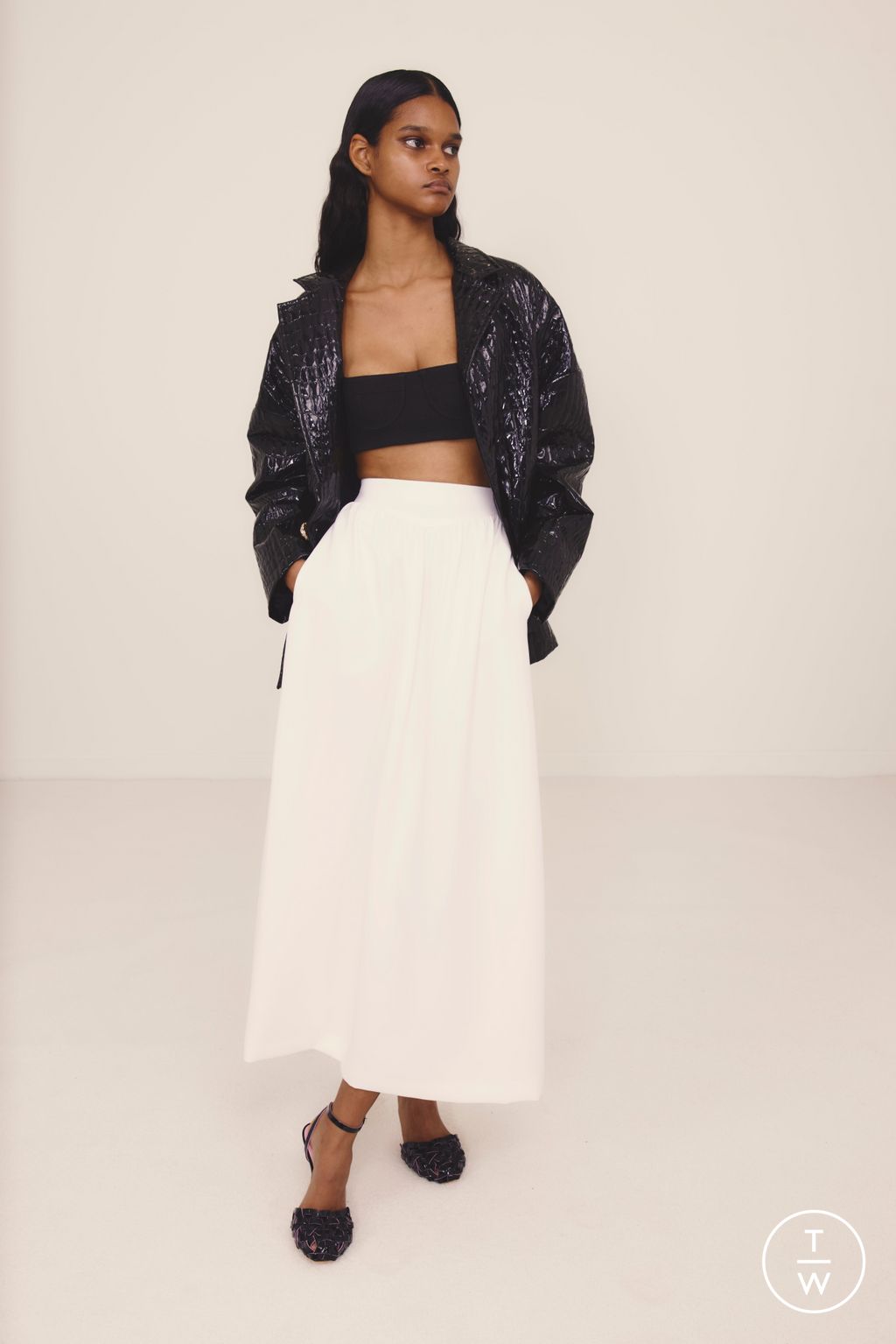 Fashion Week Paris Resort 2025 look 40 from the Giambattista Valli collection womenswear