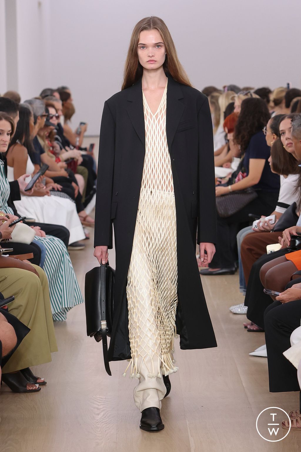 Fashion Week New York Spring/Summer 2024 look 40 from the Proenza Schouler collection womenswear