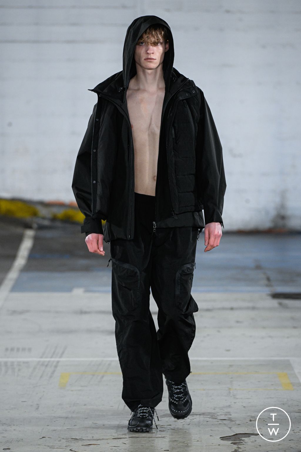 Fashion Week Paris Fall/Winter 2026 look 41 de la collection White Mountaineering menswear
