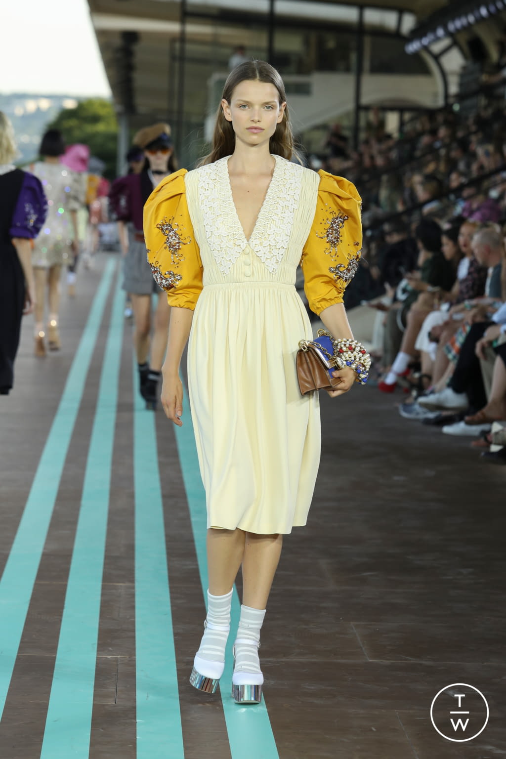 Fashion Week Paris Resort 2020 look 42 from the Miu Miu collection womenswear