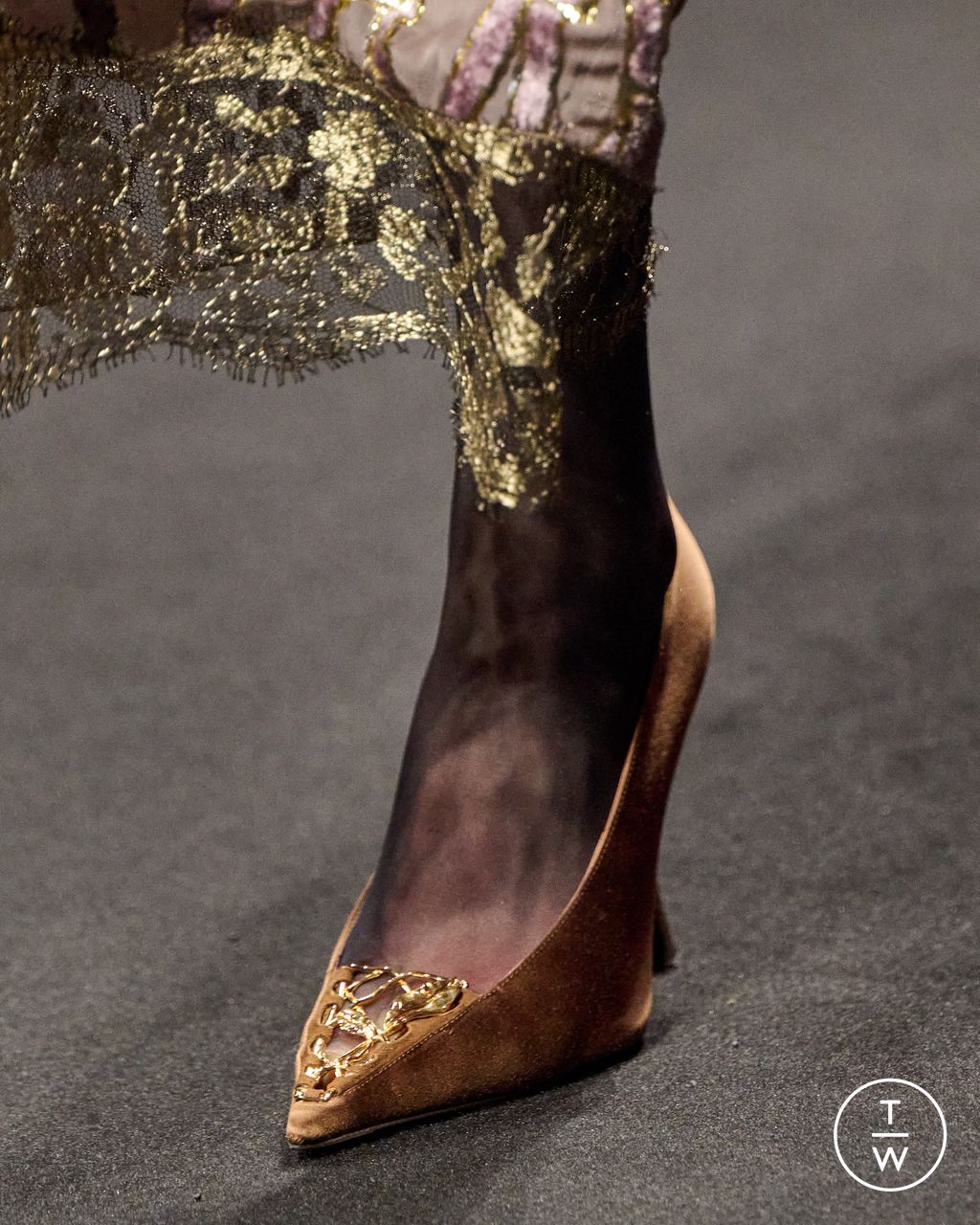 Fashion Week Milan Fall/Winter 2025 look 22 from the Roberto Cavalli collection womenswear accessories