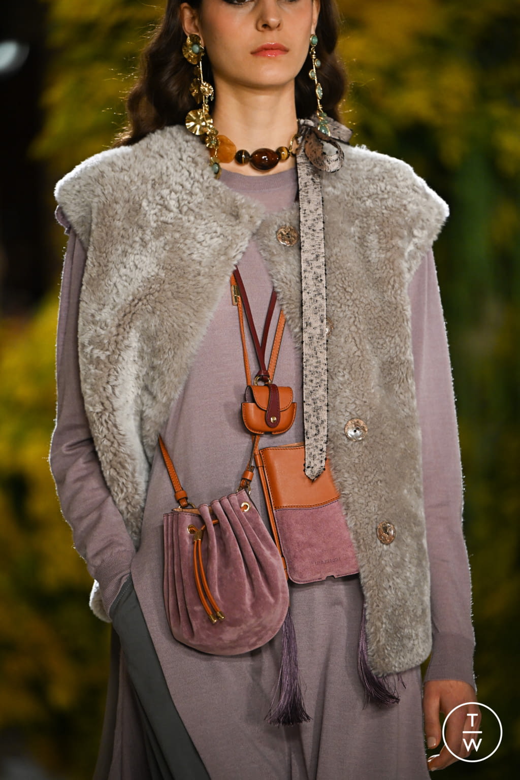 Fashion Week New York Fall/Winter 2022 look 14 from the Ulla Johnson collection womenswear accessories