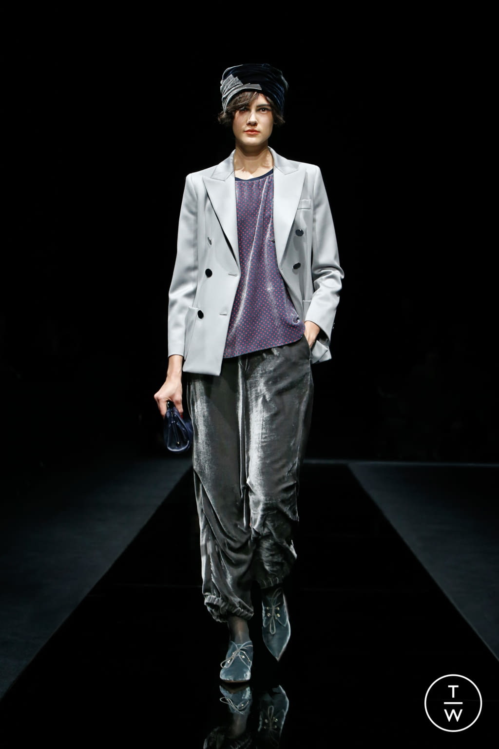 Fashion Week Milan Pre-Fall 2020 look 44 from the Giorgio Armani collection womenswear