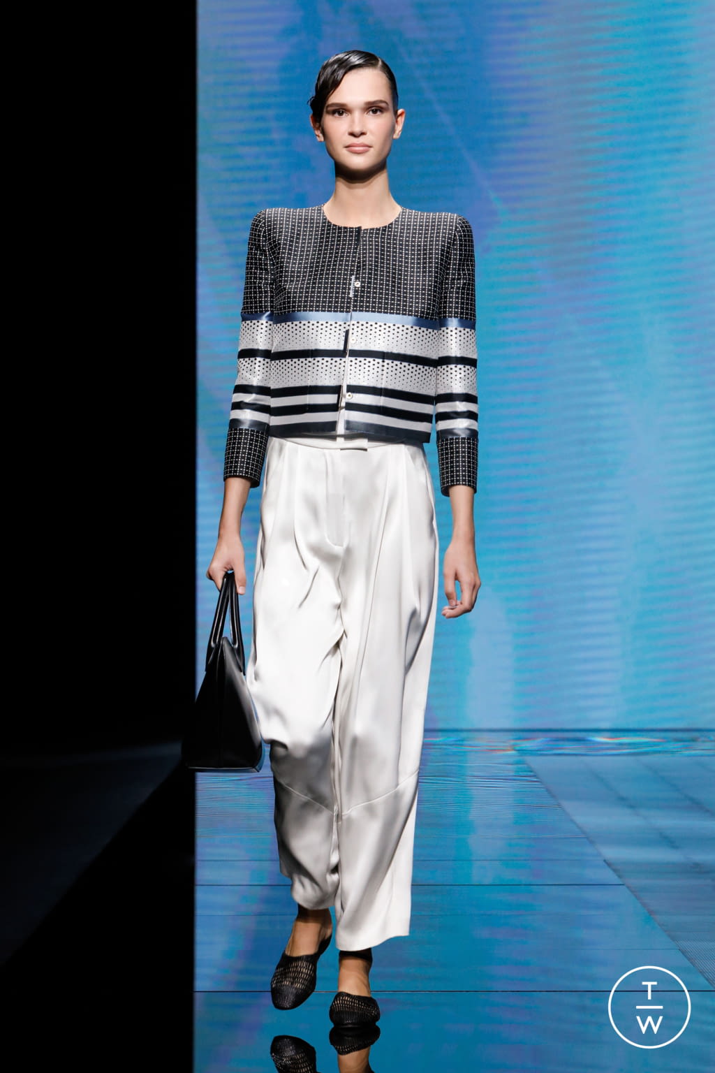 Fashion Week Milan Spring/Summer 2021 look 44 from the Giorgio Armani collection womenswear