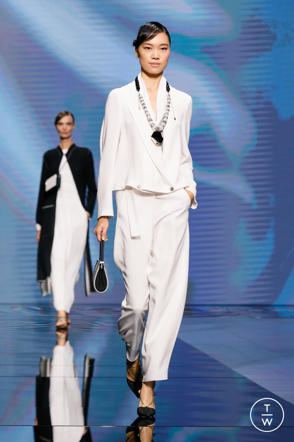Fashion Week Milan Spring/Summer 2021 look 45 from the Giorgio Armani collection womenswear