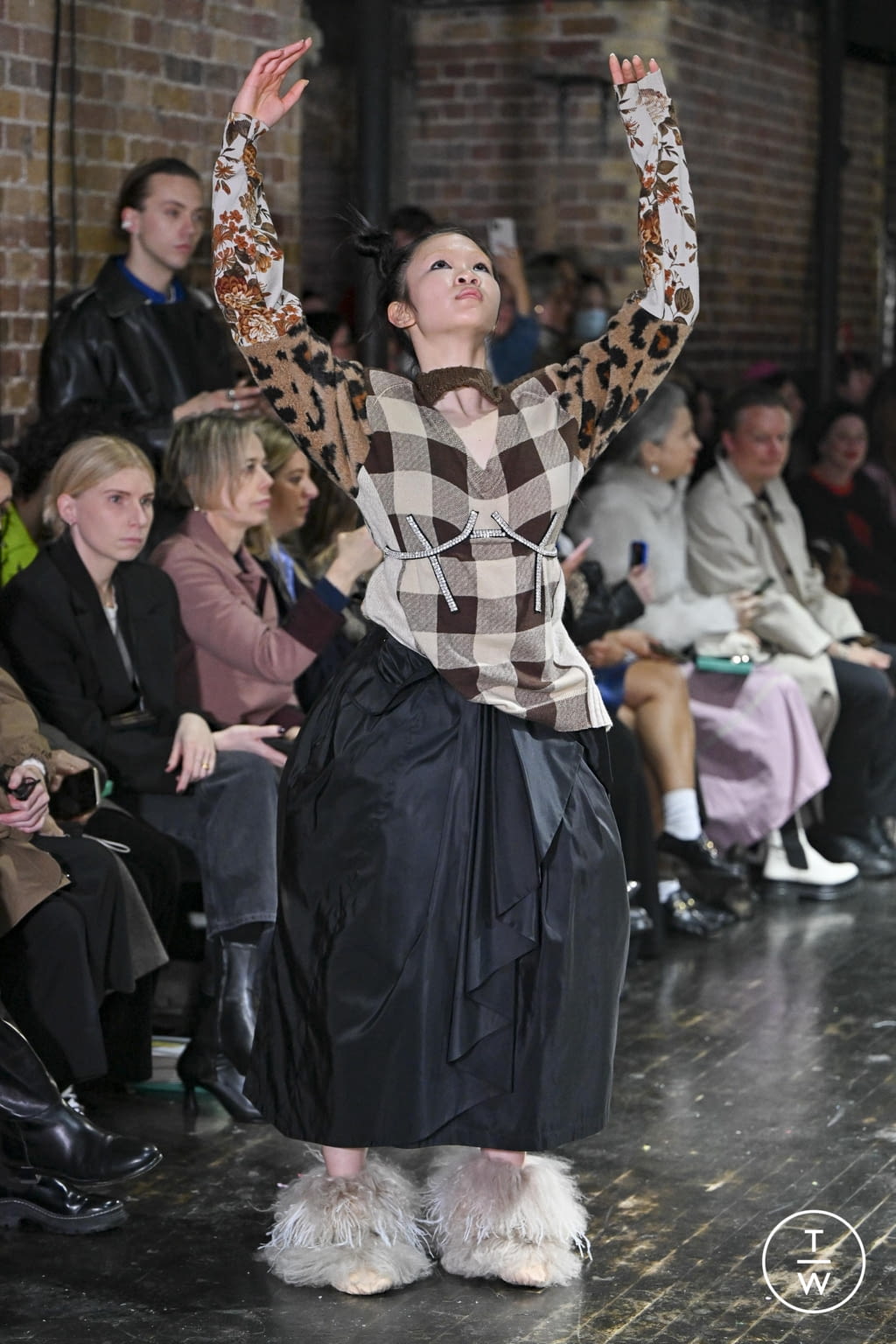 Fashion Week London Fall/Winter 2022 look 29 from the Preen by Thornton Bregazzi collection womenswear