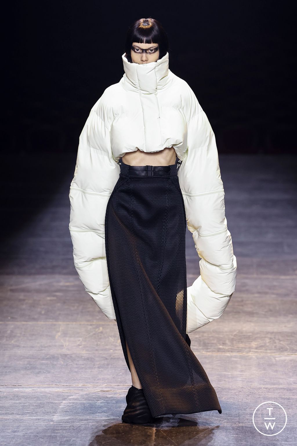Fashion Week Paris Fall/Winter 2023 look 13 from the Rains collection 男装