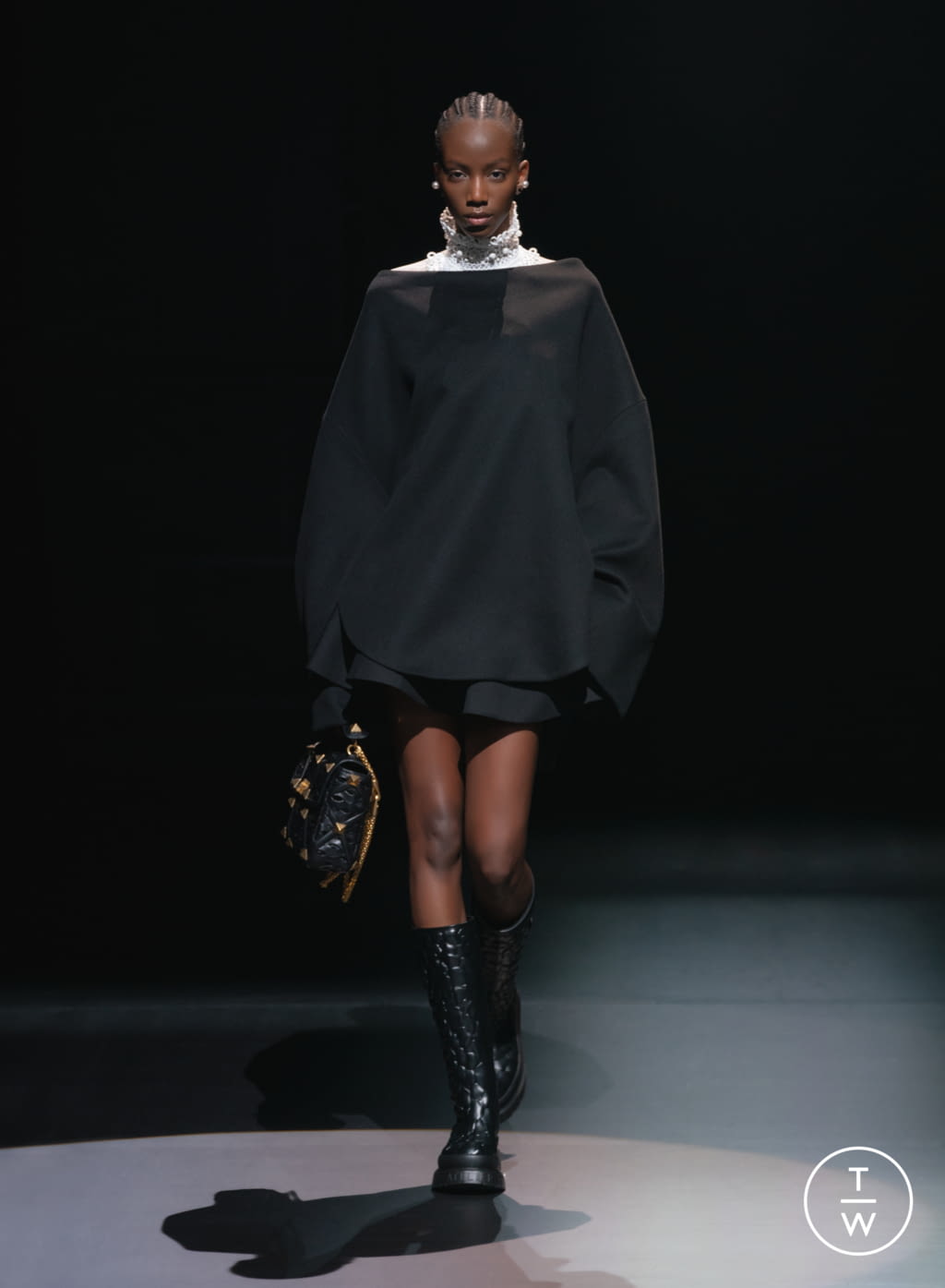 Fashion Week Milan Fall/Winter 2021 look 46 de la collection Valentino womenswear