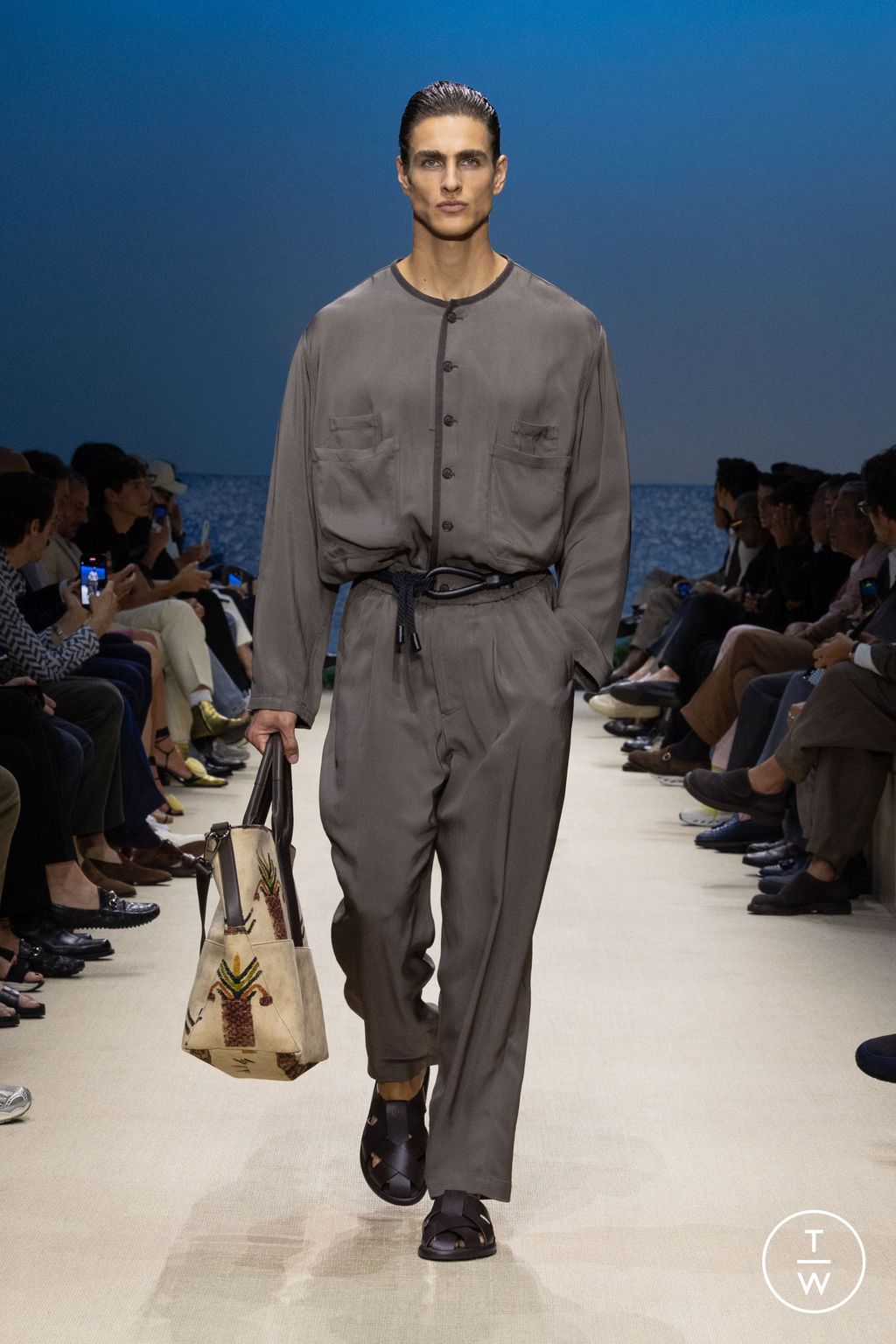 Fashion Week Milan Spring/Summer 2026 look 46 de la collection Giorgio Armani menswear