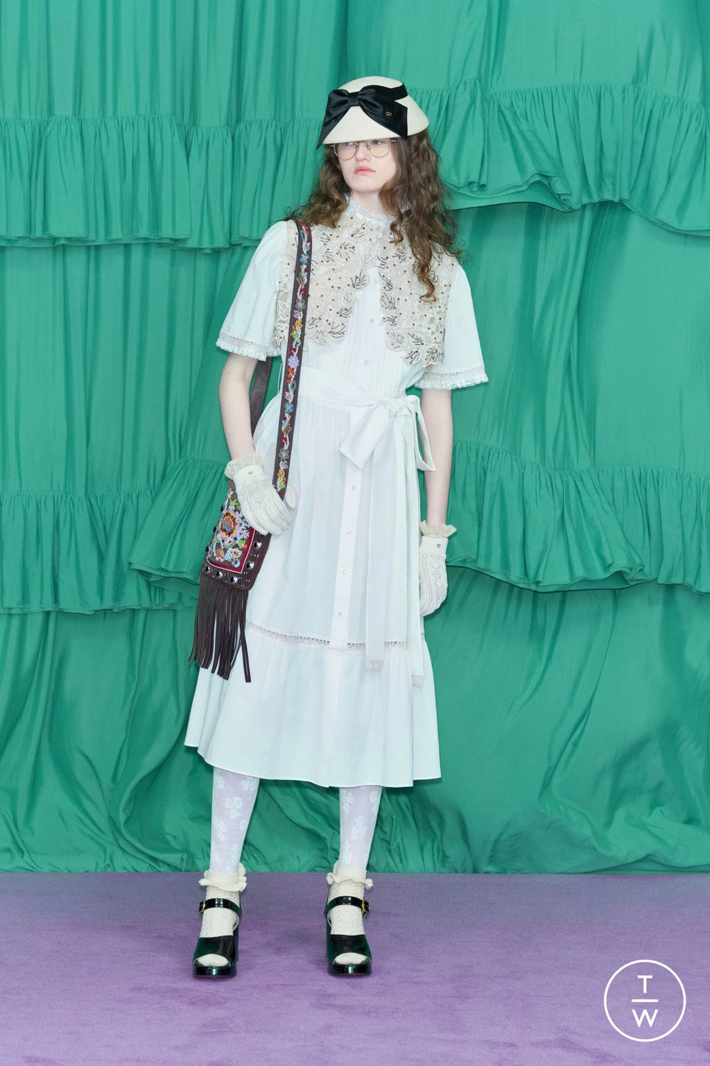 Fashion Week Paris Pre-Fall 2025 look 93 from the Valentino collection womenswear