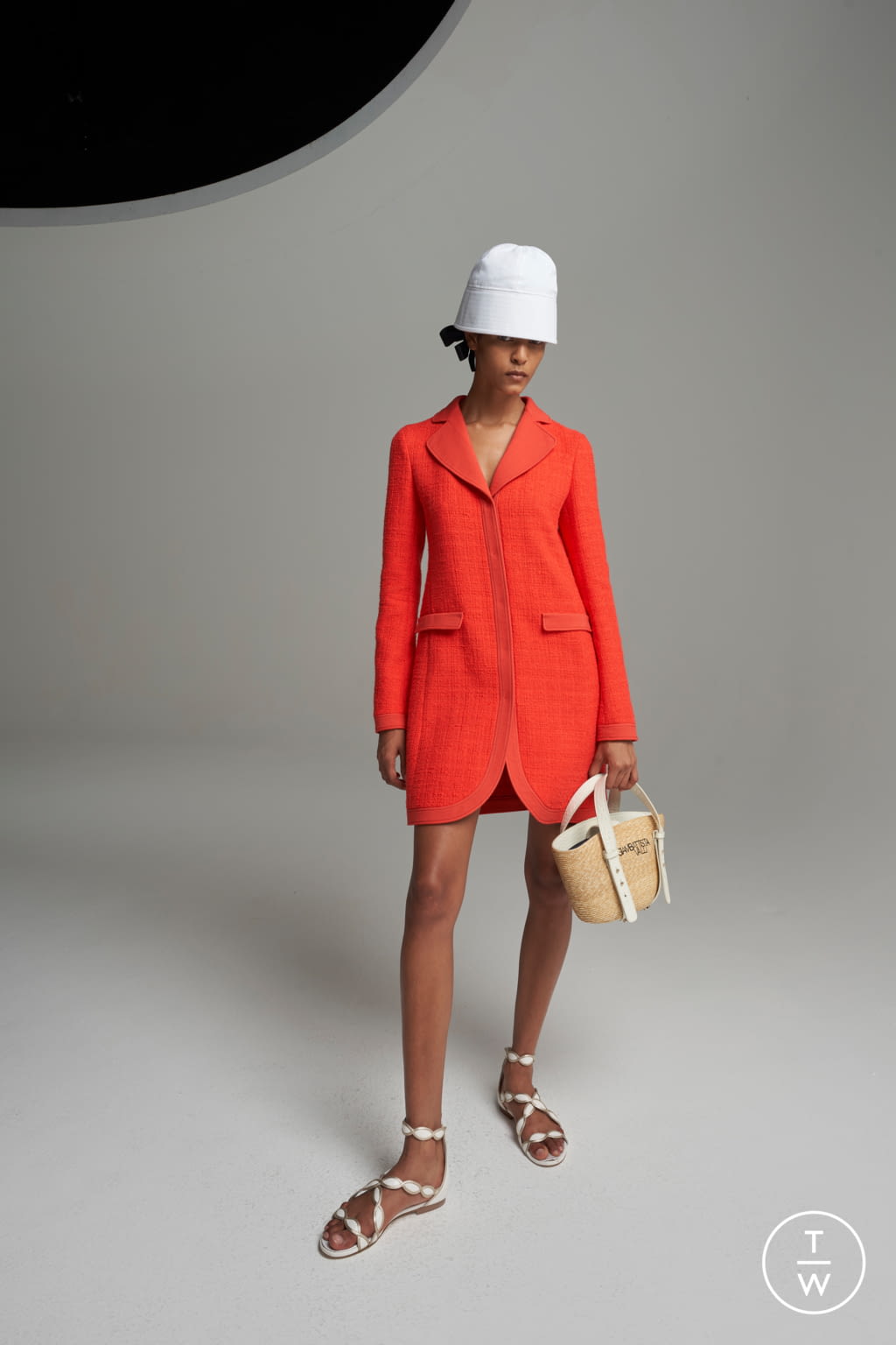 Fashion Week Paris Resort 2022 look 47 from the Giambattista Valli collection womenswear