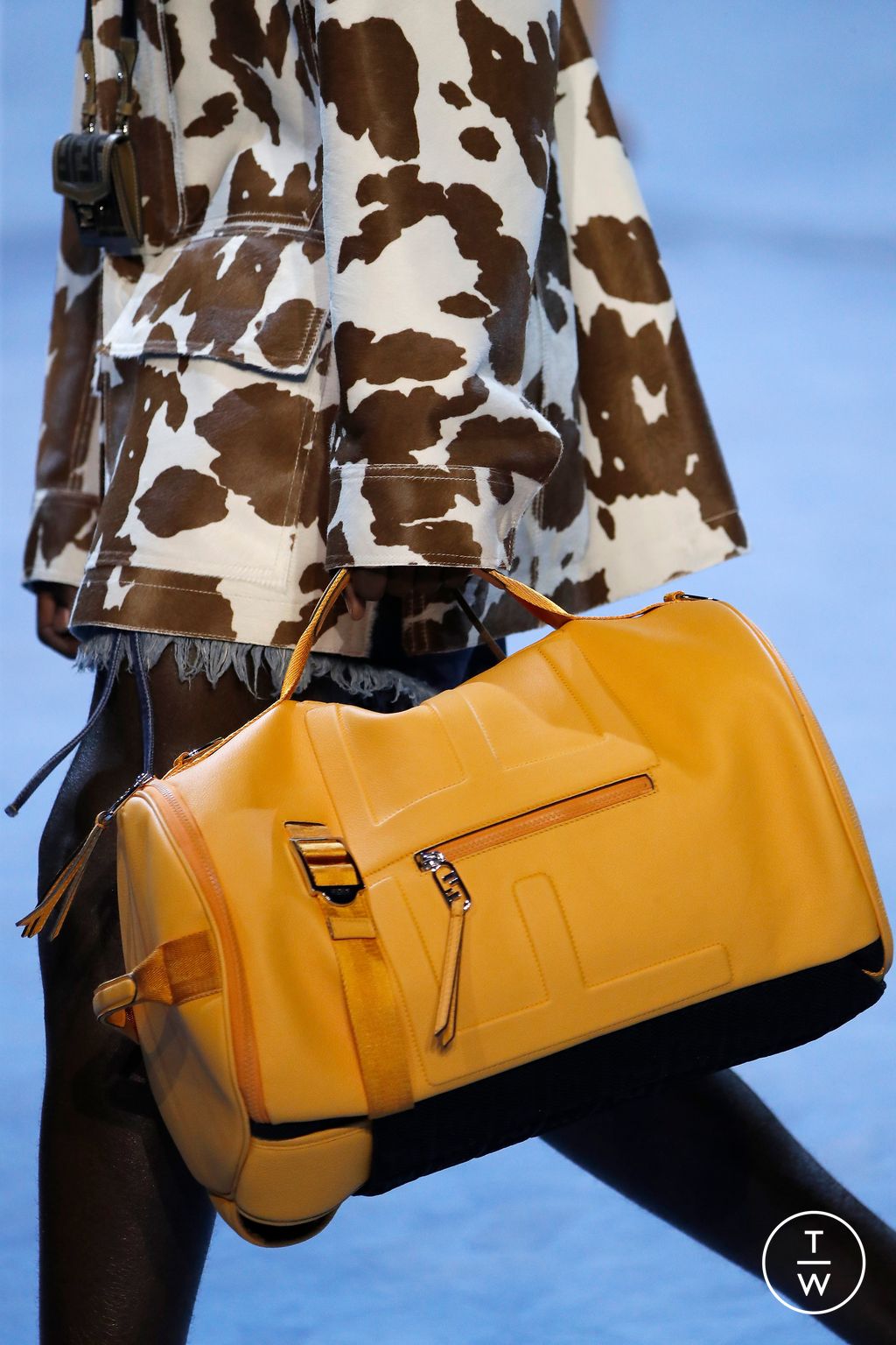 Fashion Week Milan Spring/Summer 2023 look 3 from the Fendi collection menswear accessories