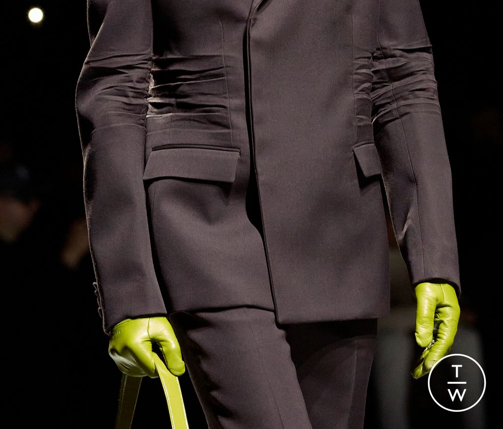 Fashion Week Milan Fall/Winter 2024 look 39 de la collection Gucci menswear accessories