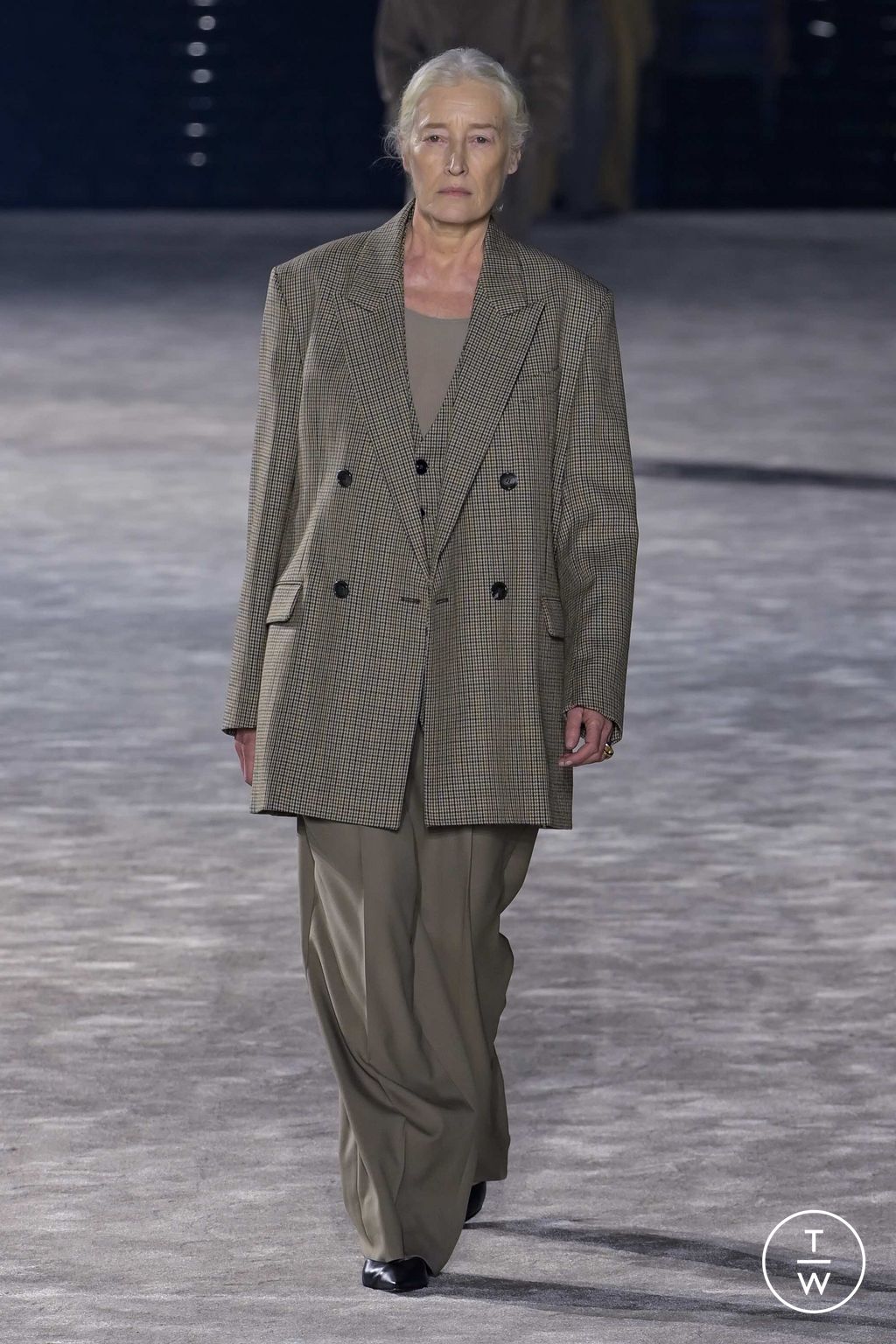 Fashion Week Paris Fall/Winter 2023 look 15 from the Ami collection menswear