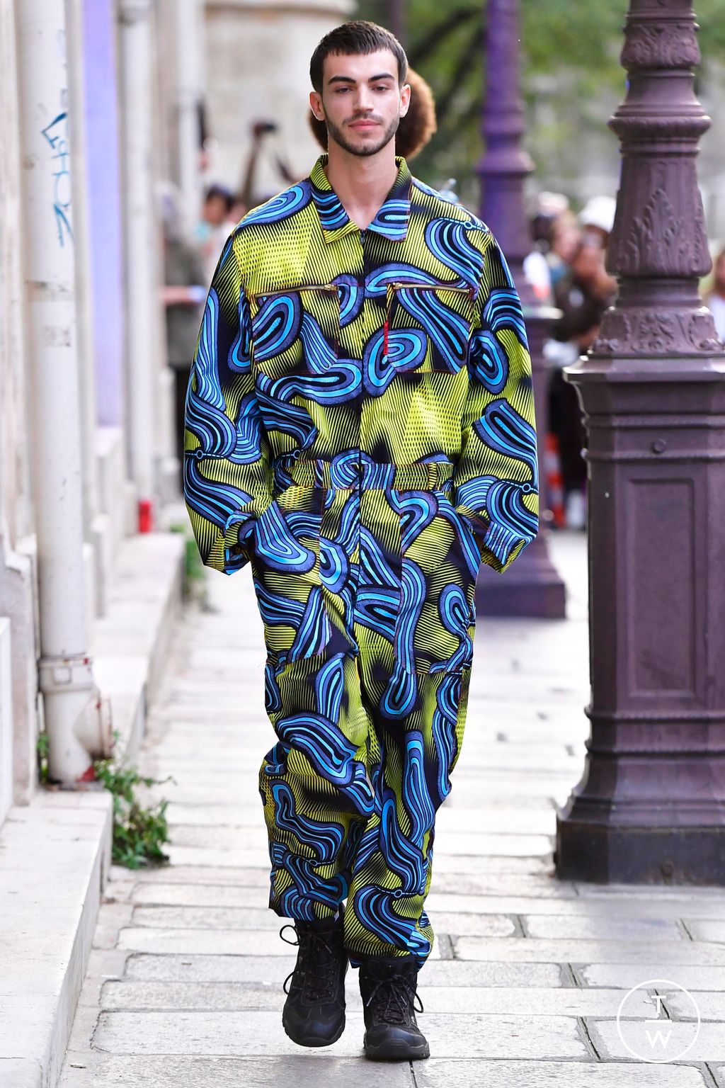 Fashion Week Paris Spring/Summer 2023 look 30 from the Xuly Bët collection womenswear