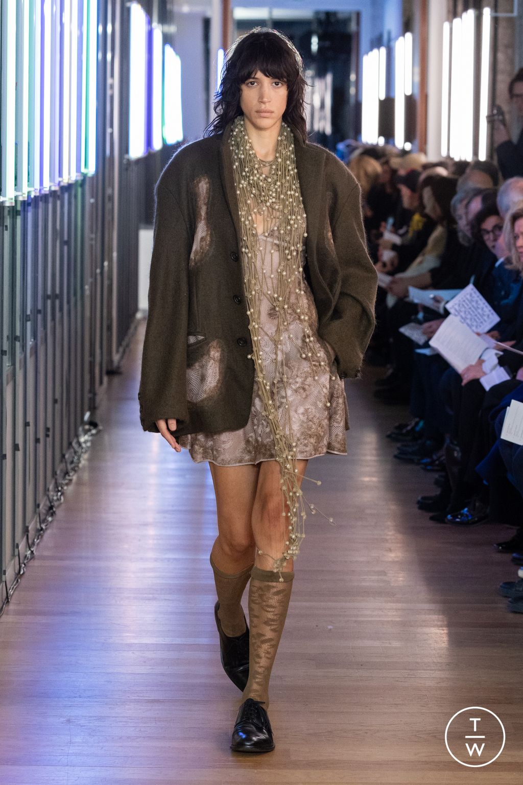 Fashion Week Paris Fall/Winter 2024 look 19 from the IFM PARIS collection womenswear