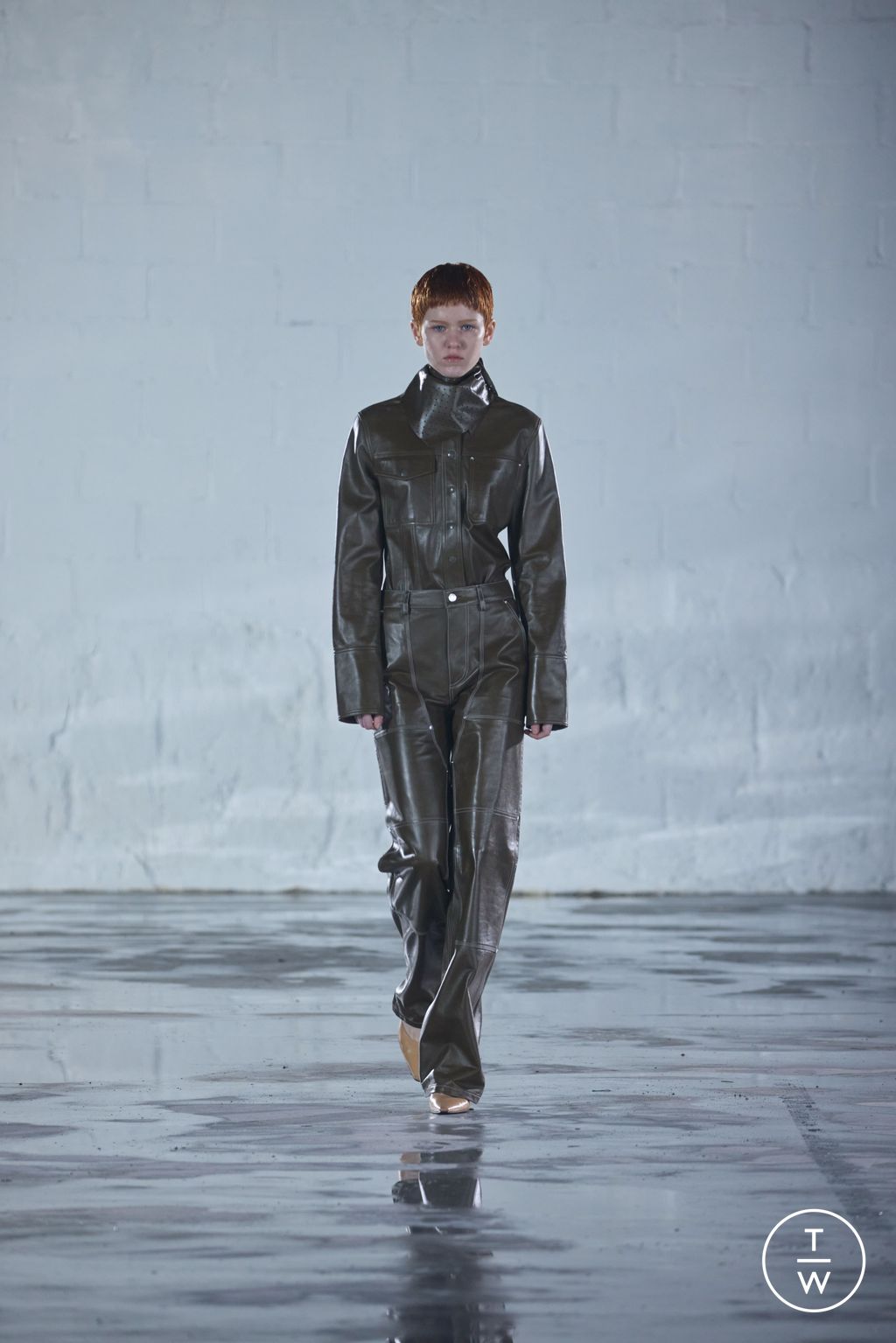 Fashion Week New York Fall/Winter 2023 look 4 from the Helmut Lang collection womenswear