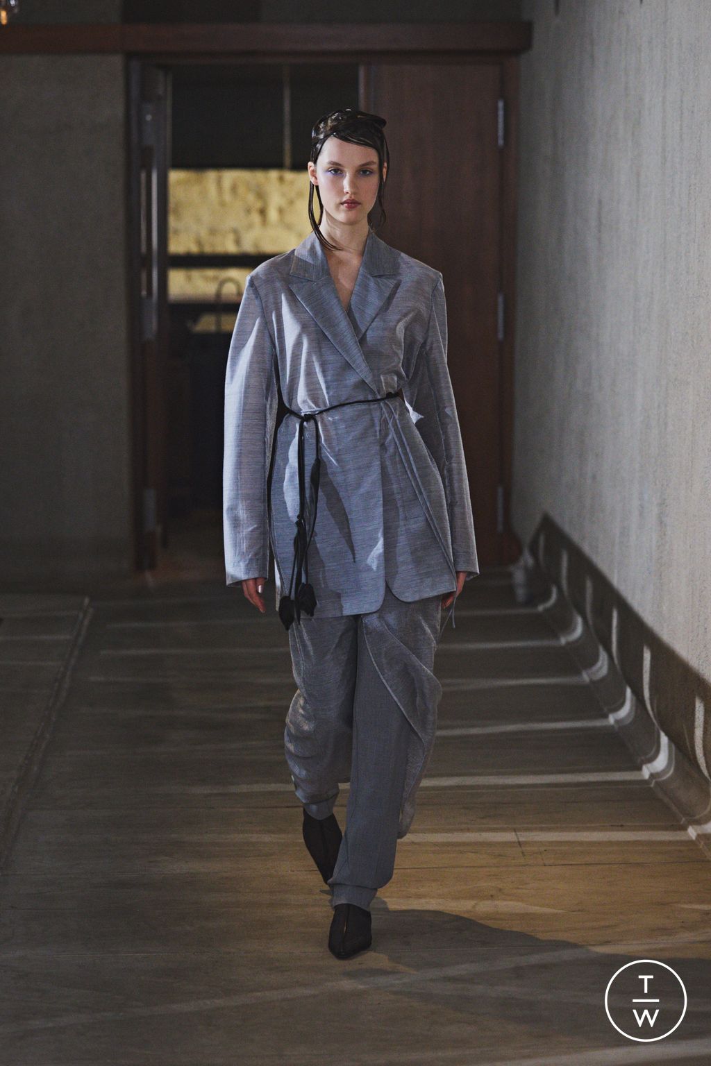 Fashion Week Paris Spring/Summer 2026 look 4 from the Mame Kurogouchi collection womenswear