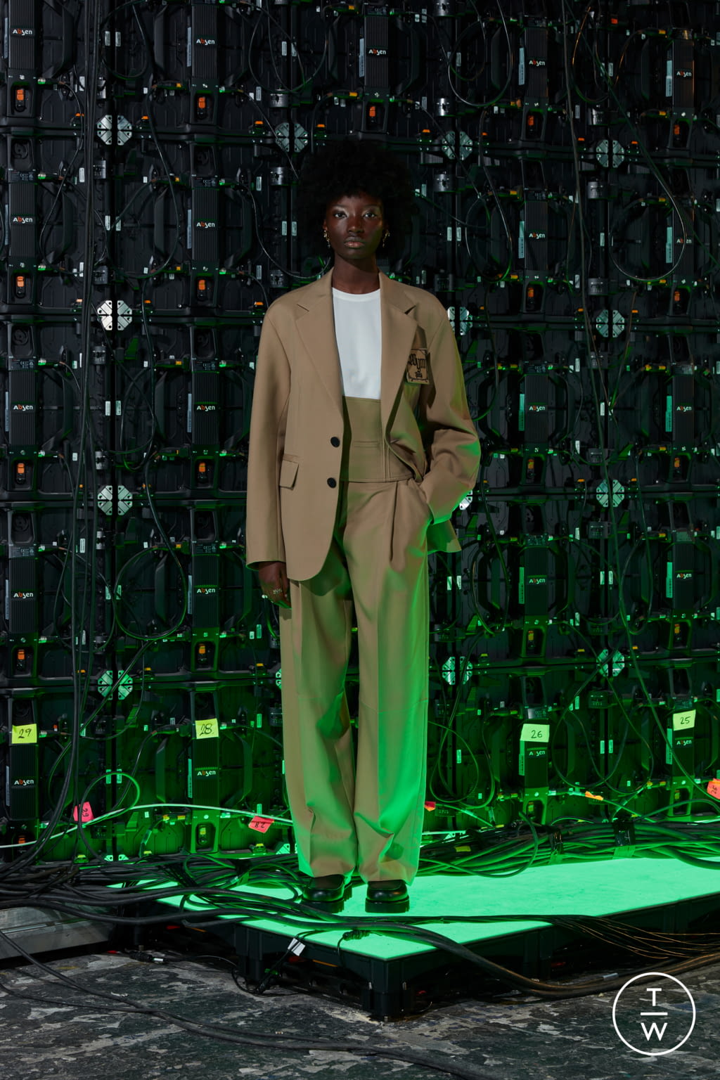 Fashion Week Paris Spring/Summer 2022 look 5 from the Wooyoungmi collection menswear