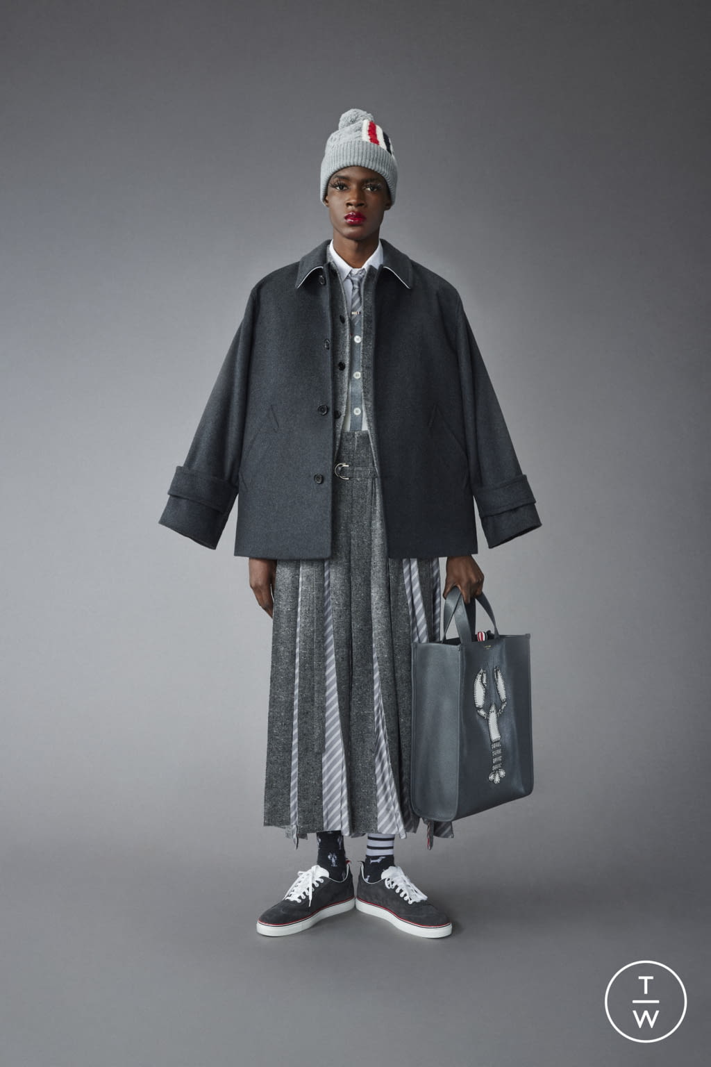 Fashion Week Paris Pre-Fall 2022 look 6 from the Thom Browne collection menswear