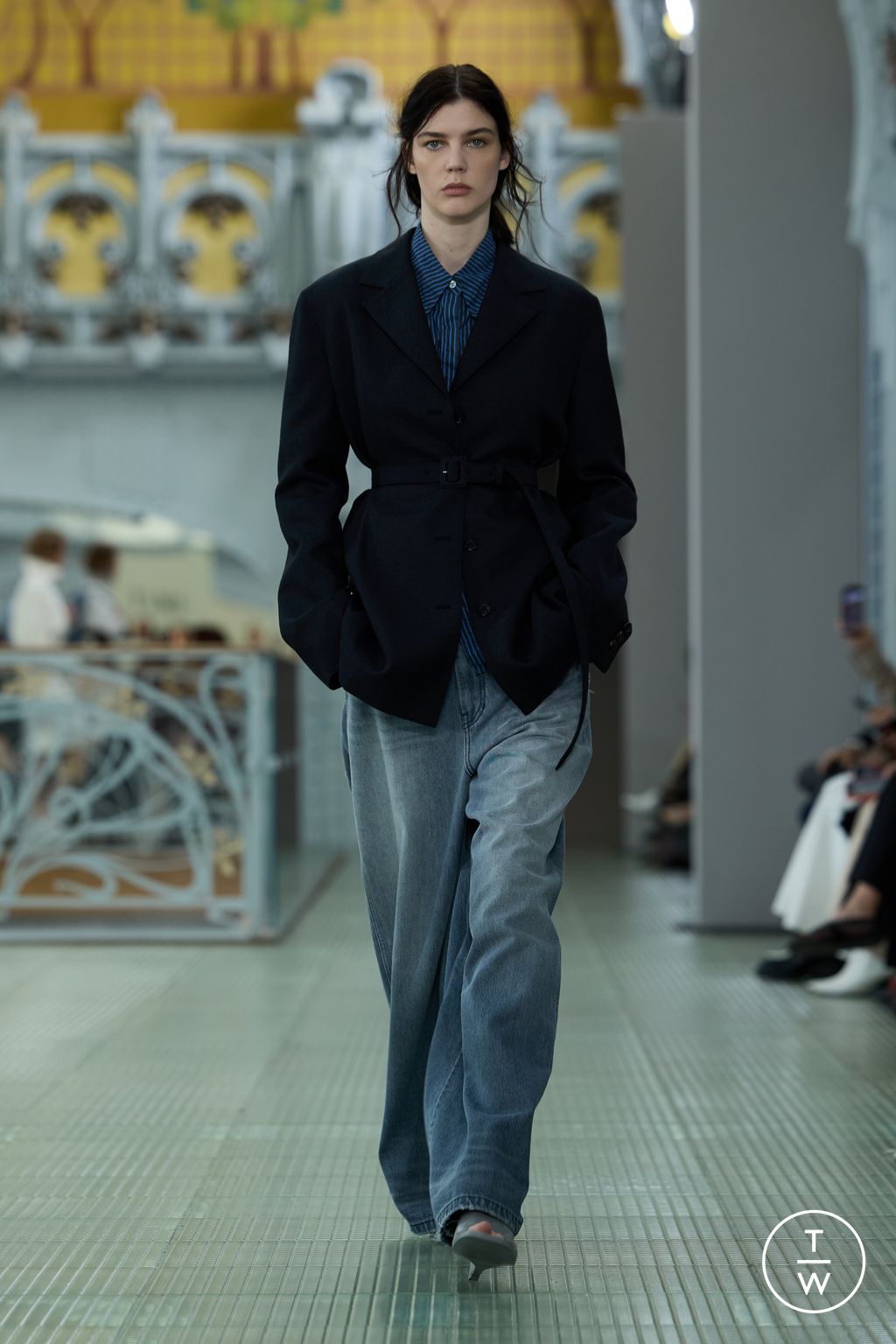 Fashion Week Paris Spring/Summer 2026 look 5 de la collection Time womenswear