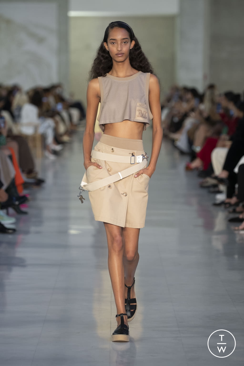 Fashion Week Milan Spring/Summer 2022 look 5 de la collection Max Mara womenswear