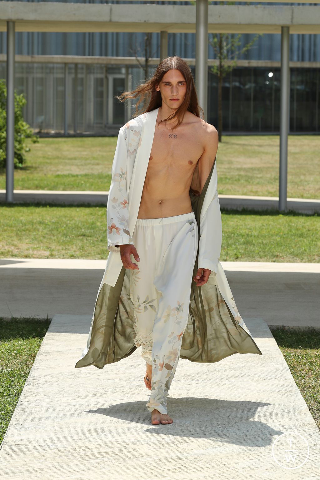 Fashion Week Milan Spring/Summer 2023 look 5 de la collection Etro menswear
