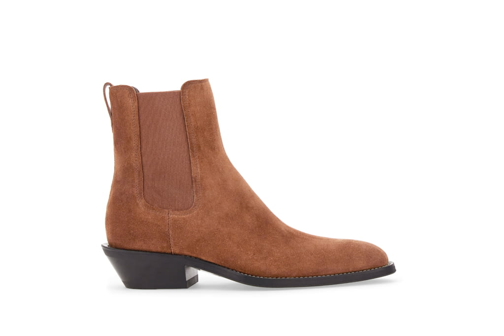 Fashion Week Milan Fall/Winter 2021 look 13 from the Tod's collection menswear accessories