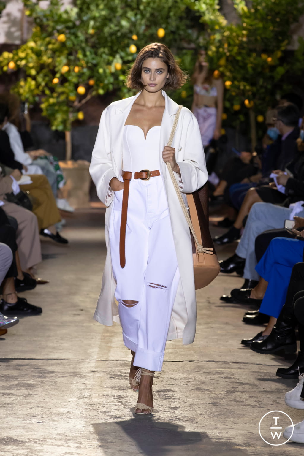 Fashion Week Milan Spring/Summer 2021 look 5 de la collection Etro womenswear