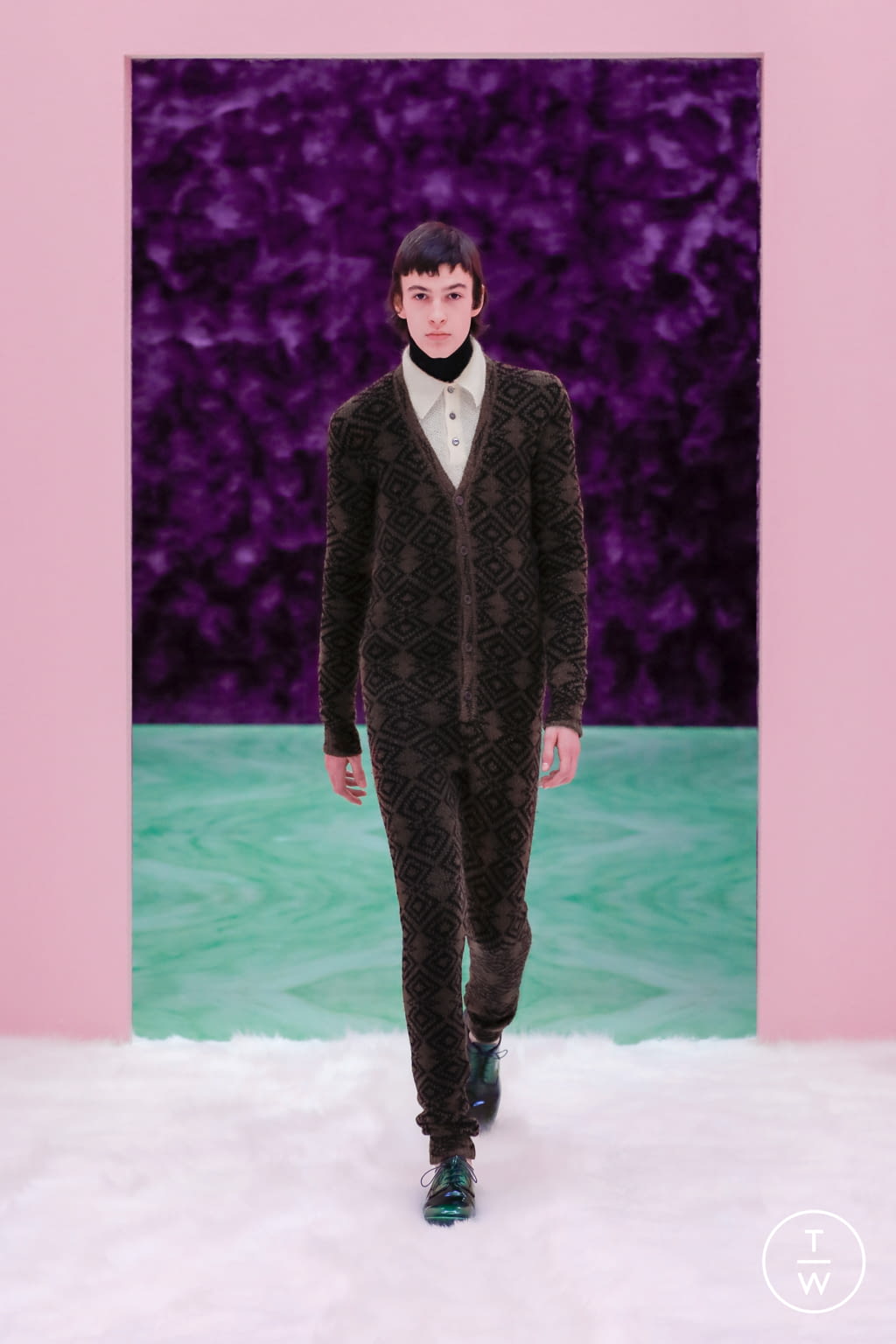 Fashion Week Milan Fall/Winter 2021 look 5 from the Prada collection menswear