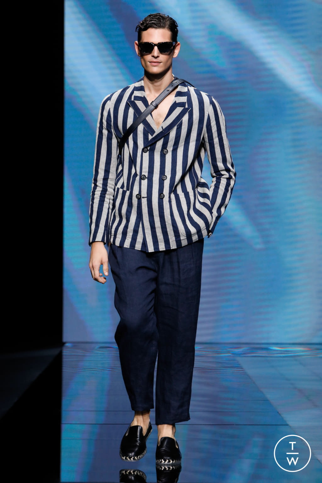 Fashion Week Milan Spring/Summer 2021 look 50 from the Giorgio Armani collection 女装