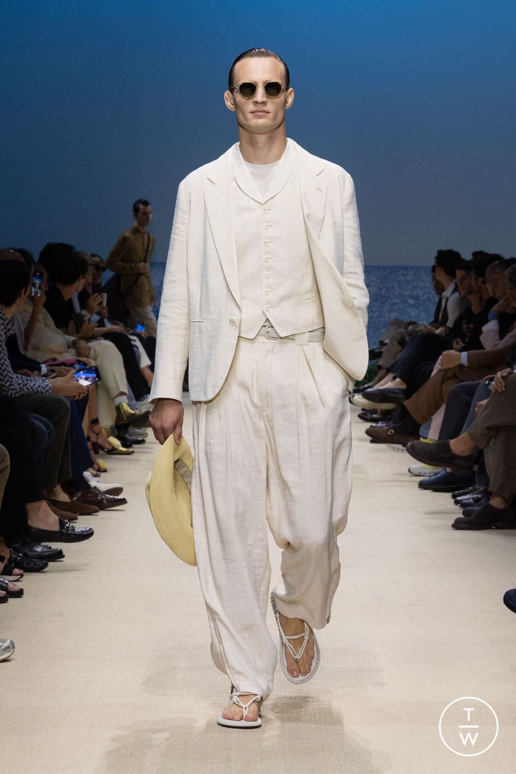 Fashion Week Milan Spring/Summer 2026 look 51 from the Giorgio Armani collection menswear