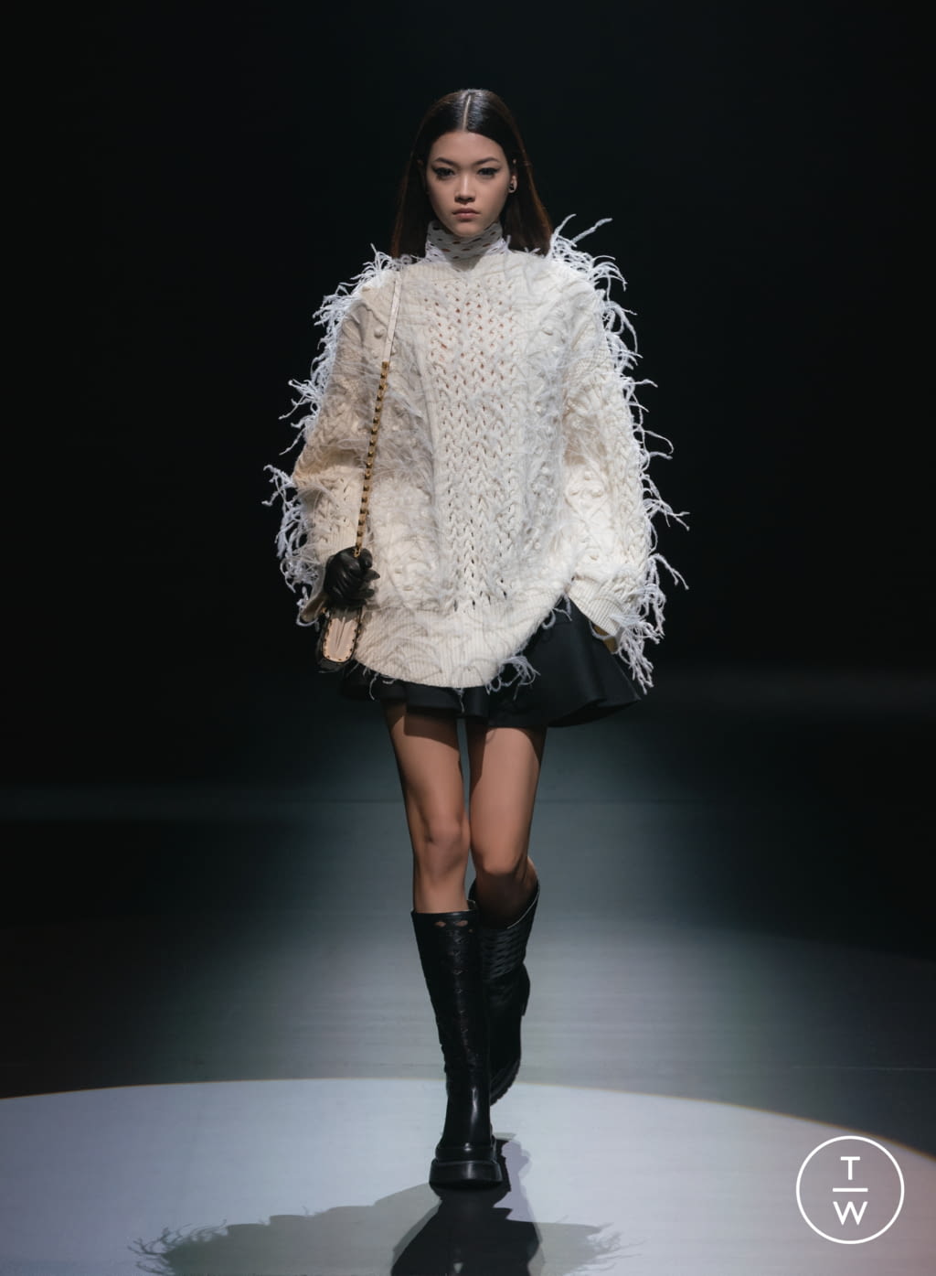 Fashion Week Milan Fall/Winter 2021 look 52 de la collection Valentino womenswear