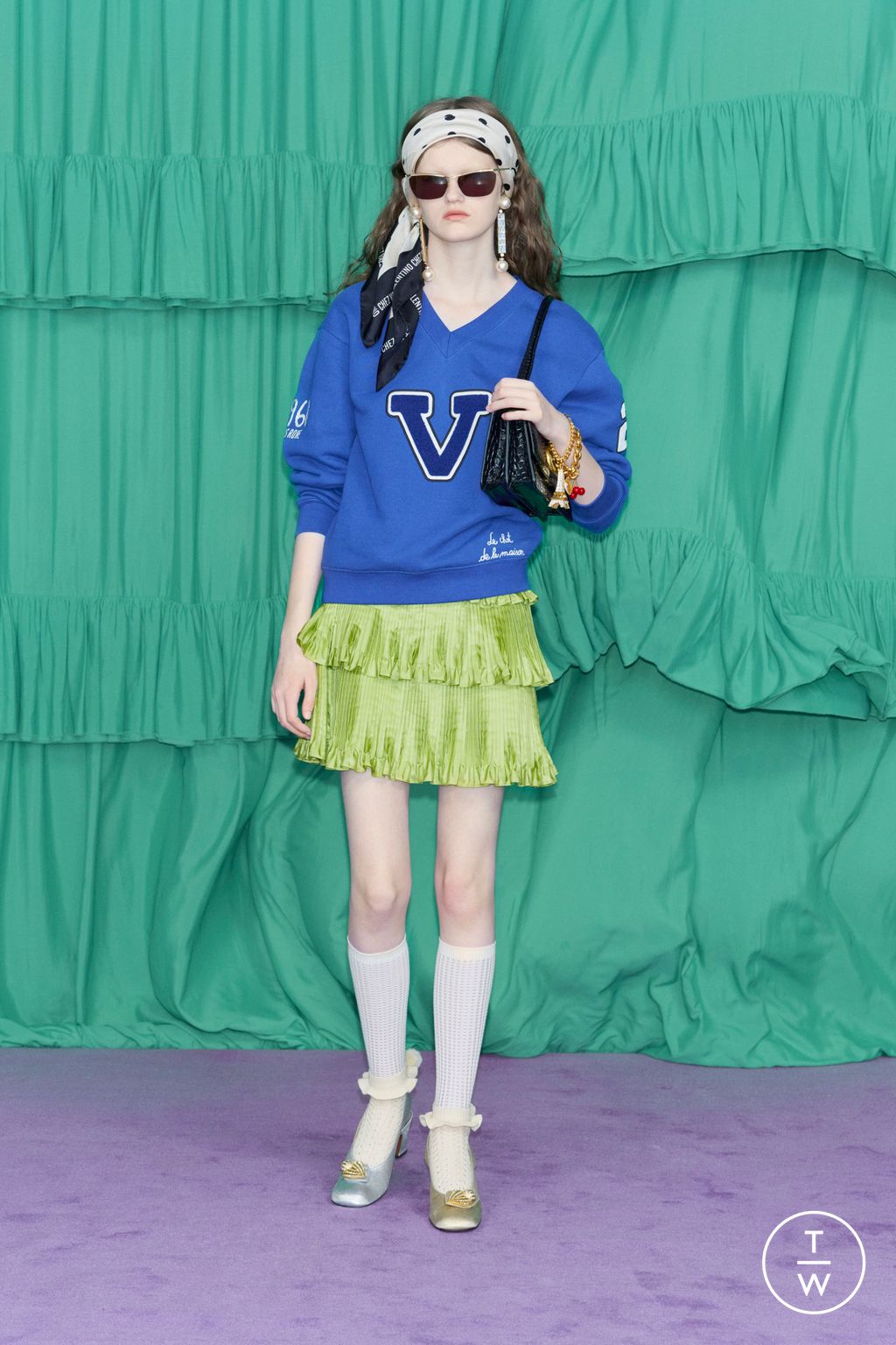 Fashion Week Paris Pre-Fall 2025 look 105 from the Valentino collection womenswear