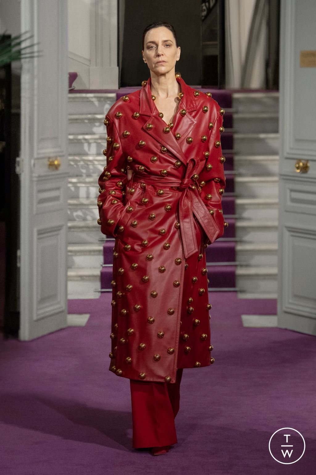 Fashion Week Paris Spring/Summer 2024 look 52 from the Valentino collection couture