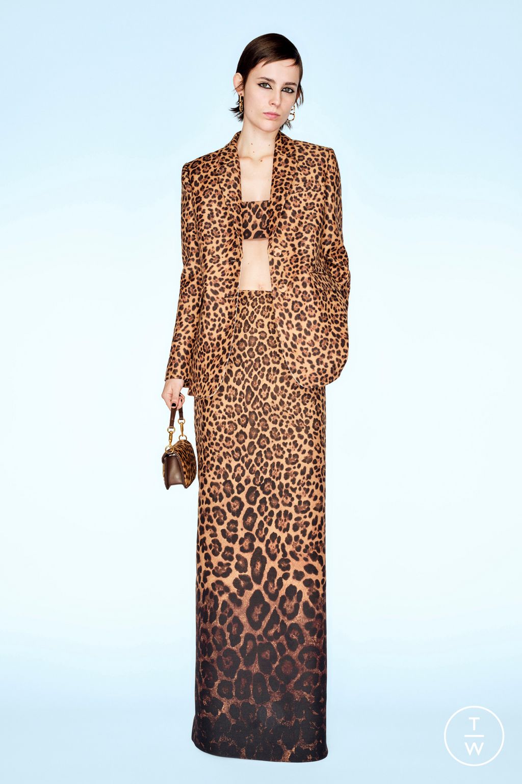 Fashion Week Paris Pre-Fall 2023 look 109 from the Valentino collection womenswear