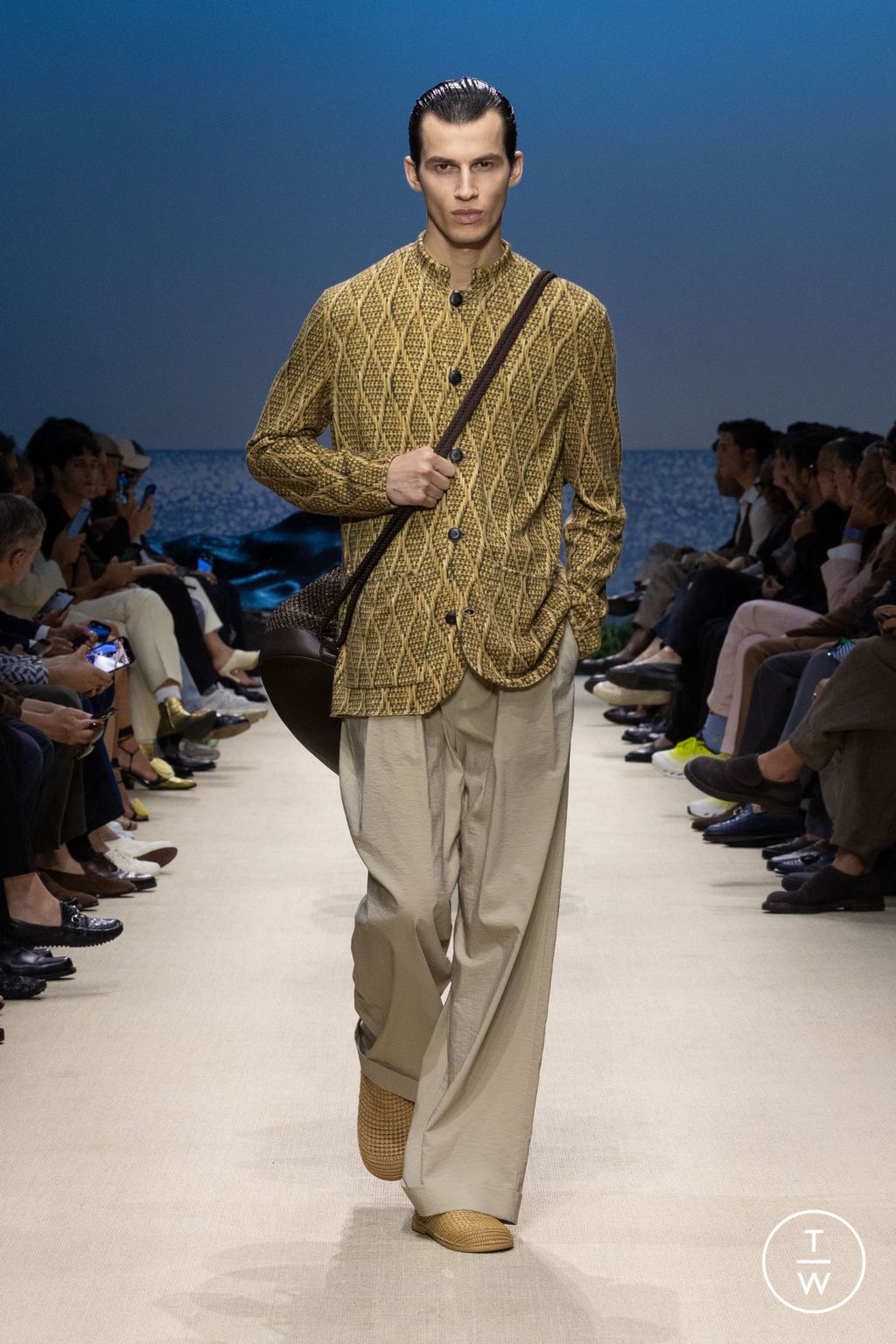 Fashion Week Milan Spring/Summer 2026 look 53 from the Giorgio Armani collection menswear