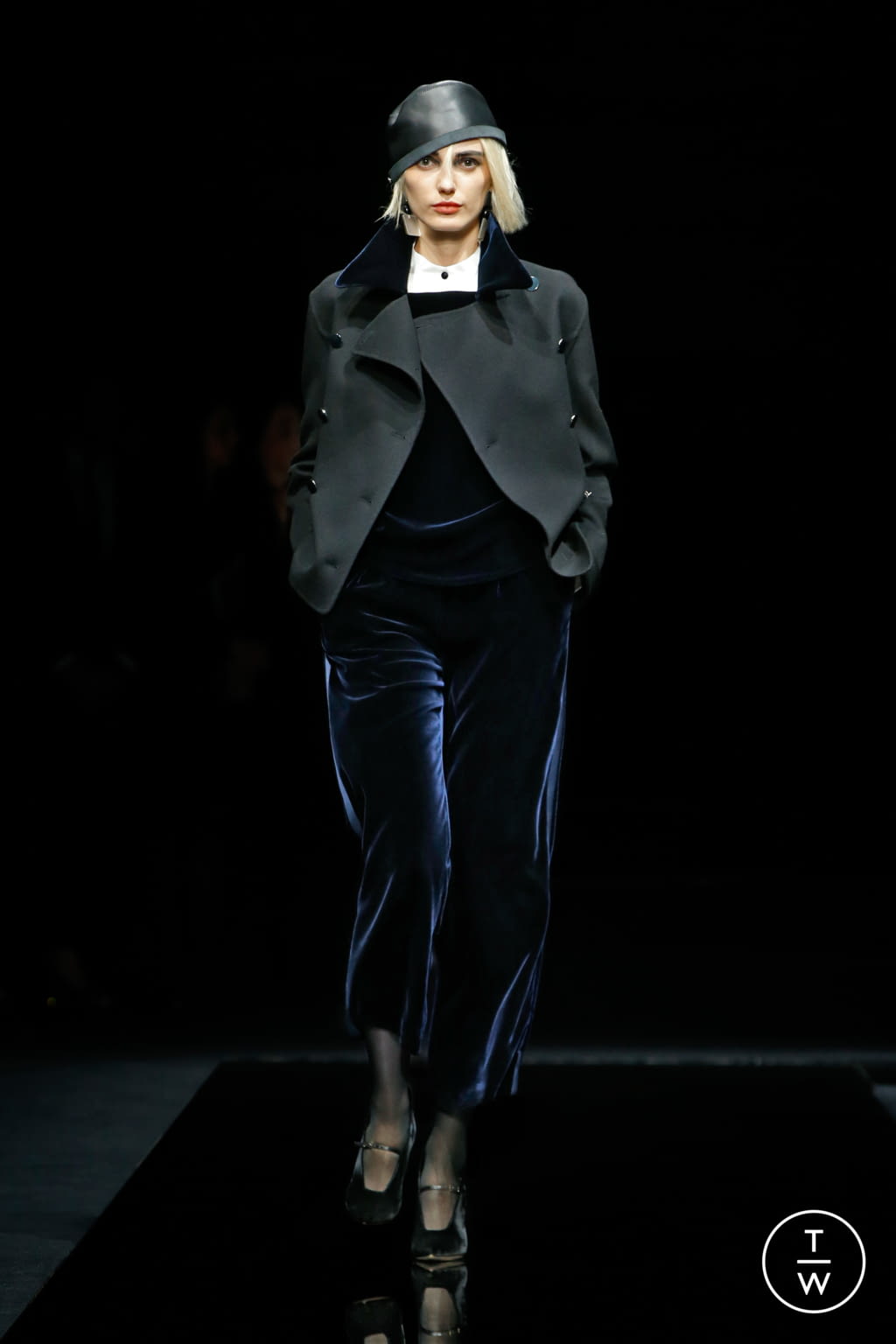 Fashion Week Milan Pre-Fall 2020 look 55 from the Giorgio Armani collection womenswear