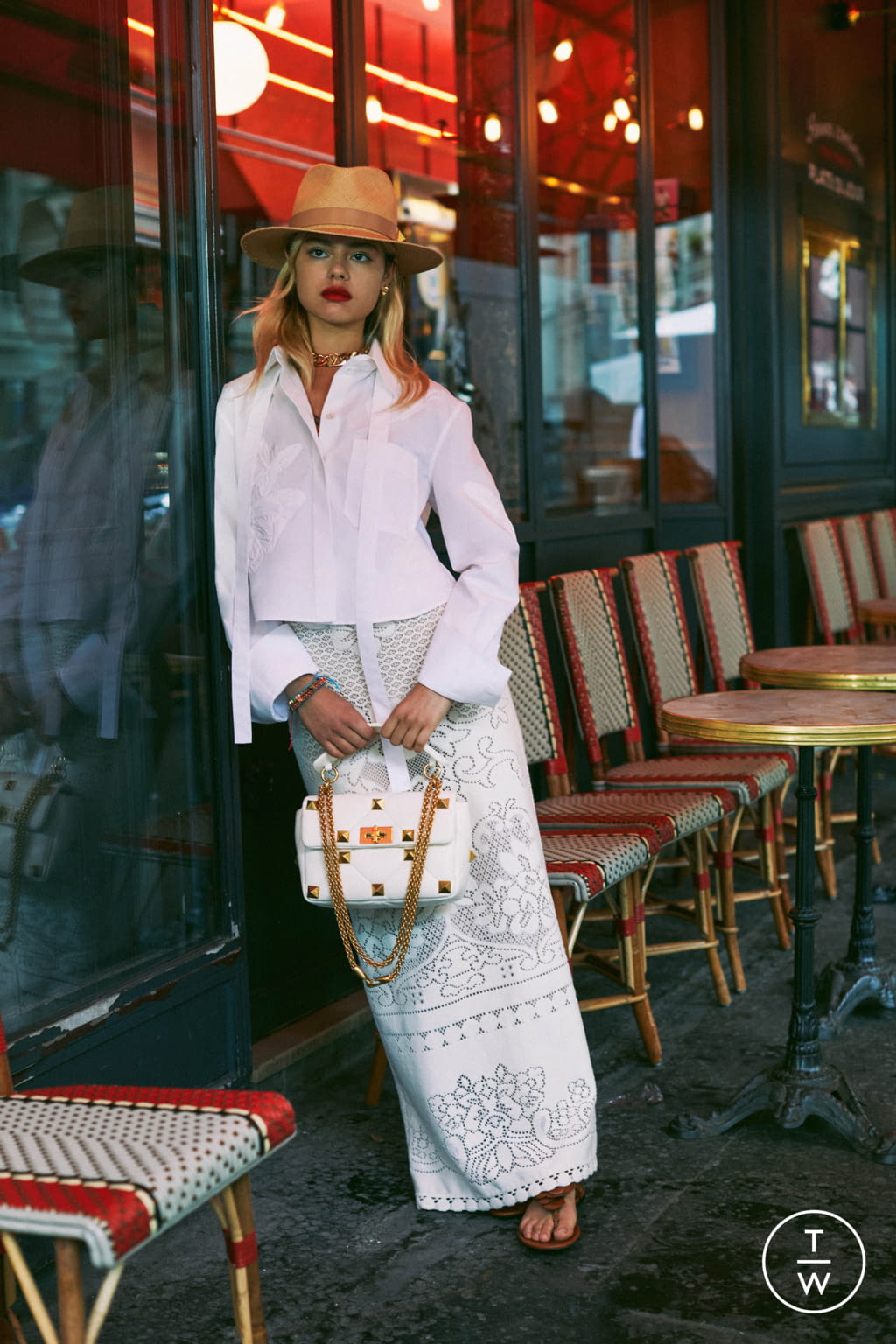 Fashion Week Paris Resort 2022 look 103 from the Valentino collection womenswear