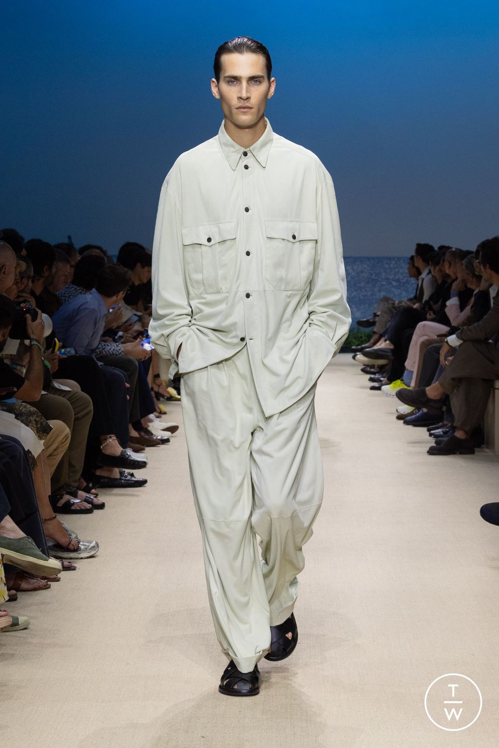 Fashion Week Milan Spring/Summer 2026 look 56 from the Giorgio Armani collection menswear