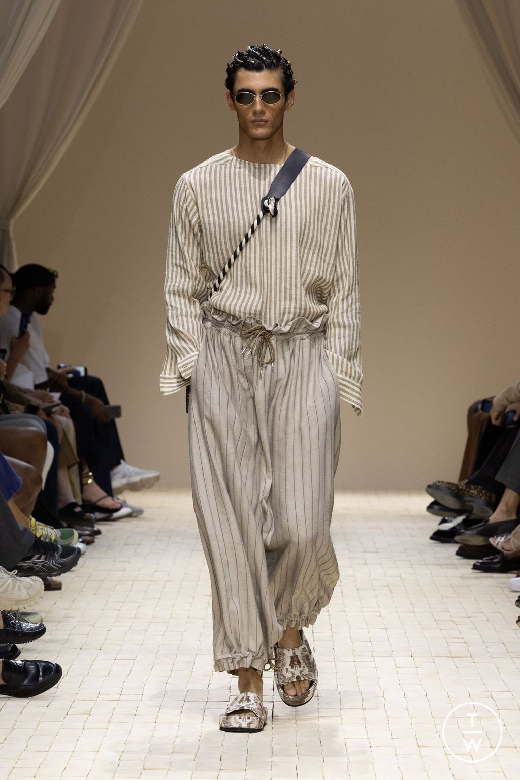 Fashion Week Milan Spring/Summer 2026 look 57 de la collection Emporio Armani menswear